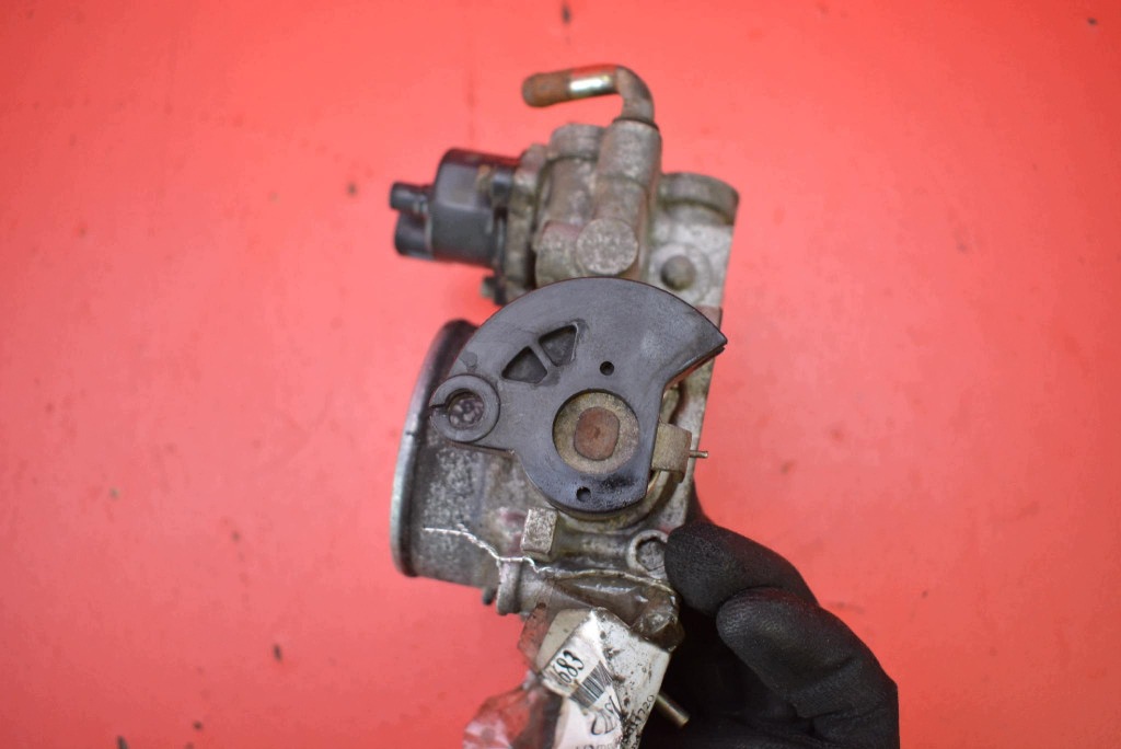 Valvola a farfalla MITSUBISHI OUTLANDER 1 e 2.0 16V 136 KM 01-08