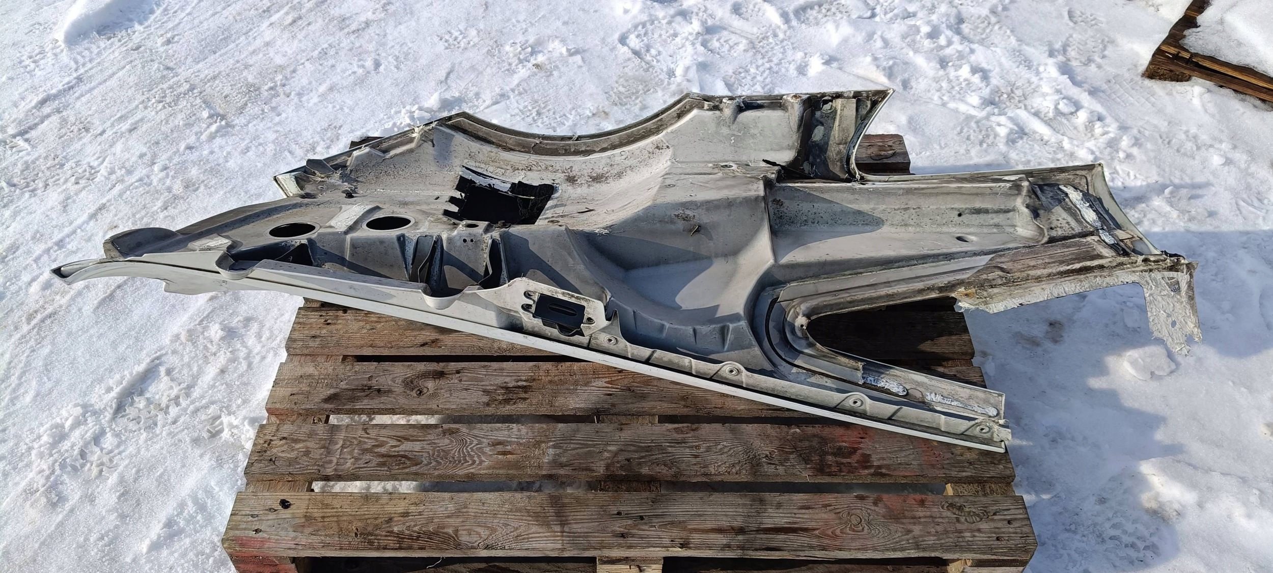 fender rear part rear right Mclaren Mp4-12C coupe