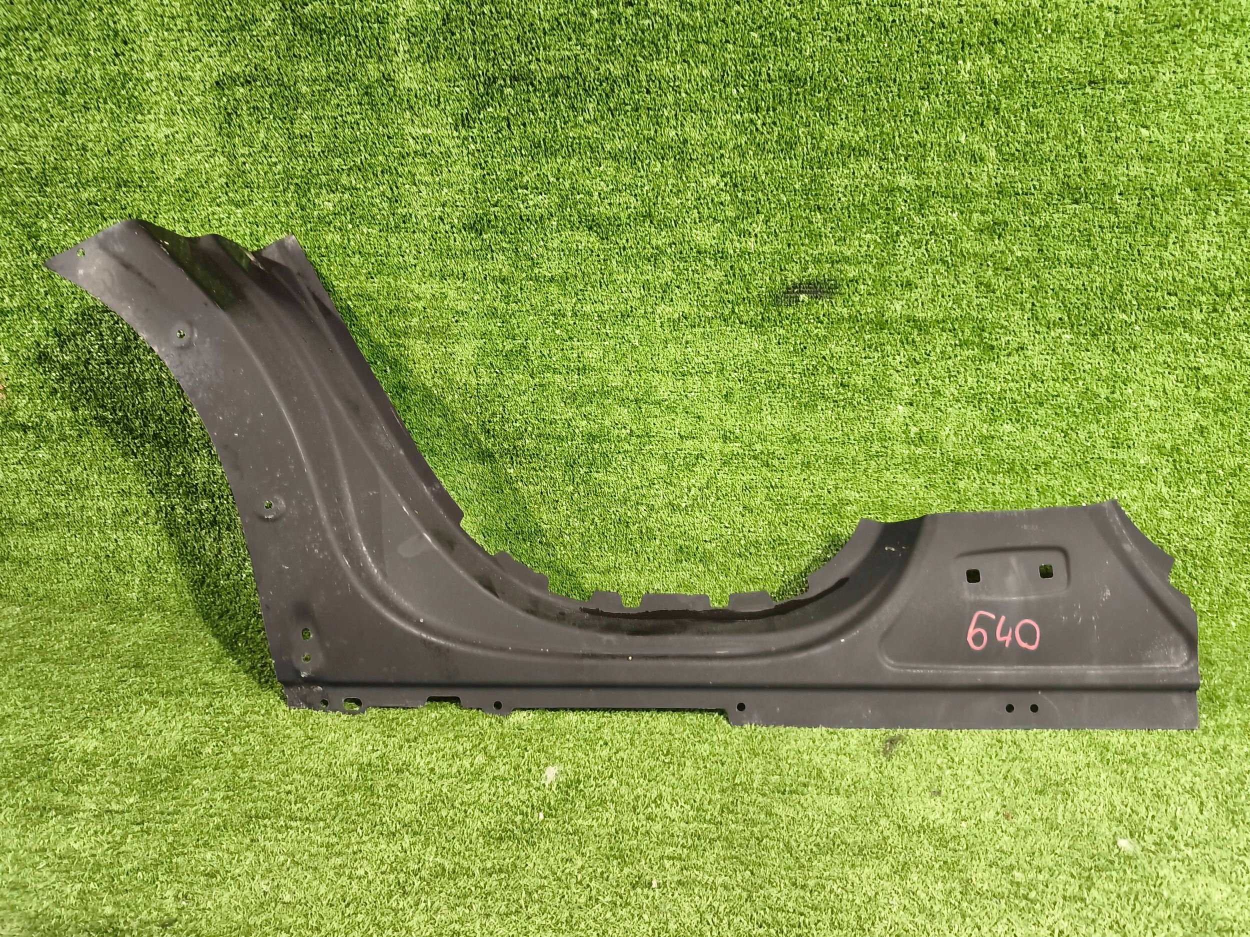 pillar threshold right VOLVO XC40 II 17- NR.640