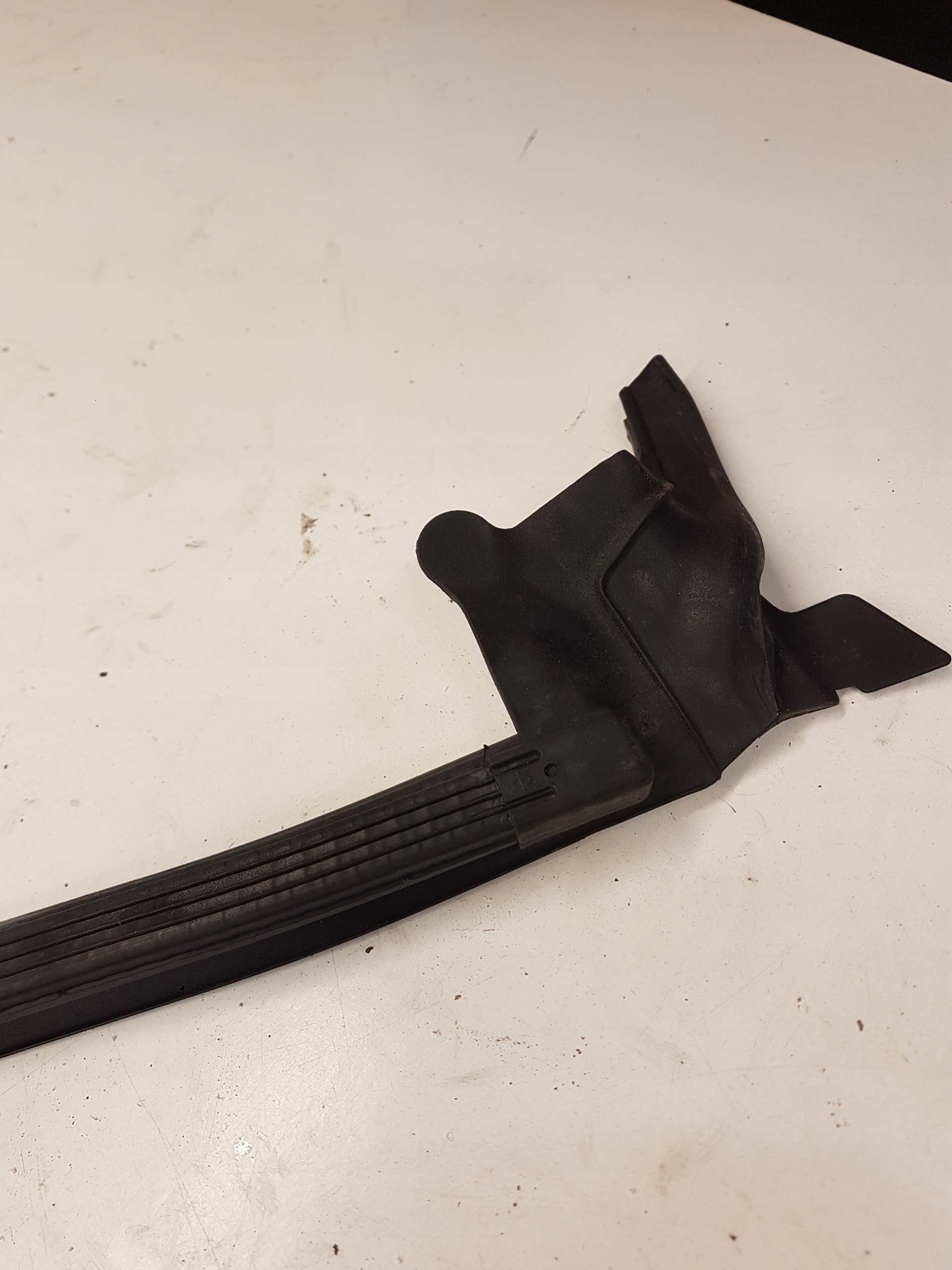 gasket door left front AUDI A7 4G8837479L