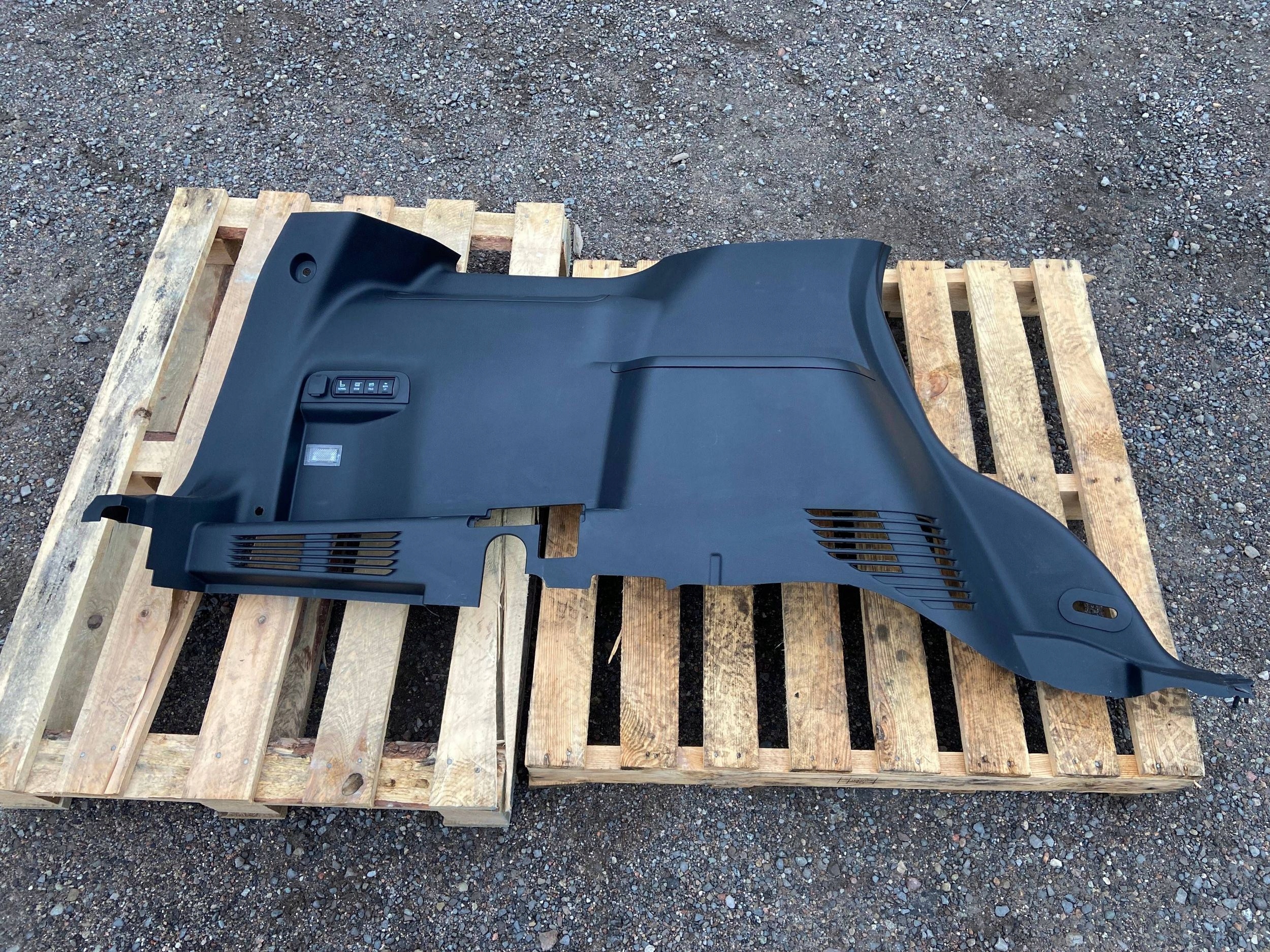 side upholstery side boot left left side Ford Explorer V 2011