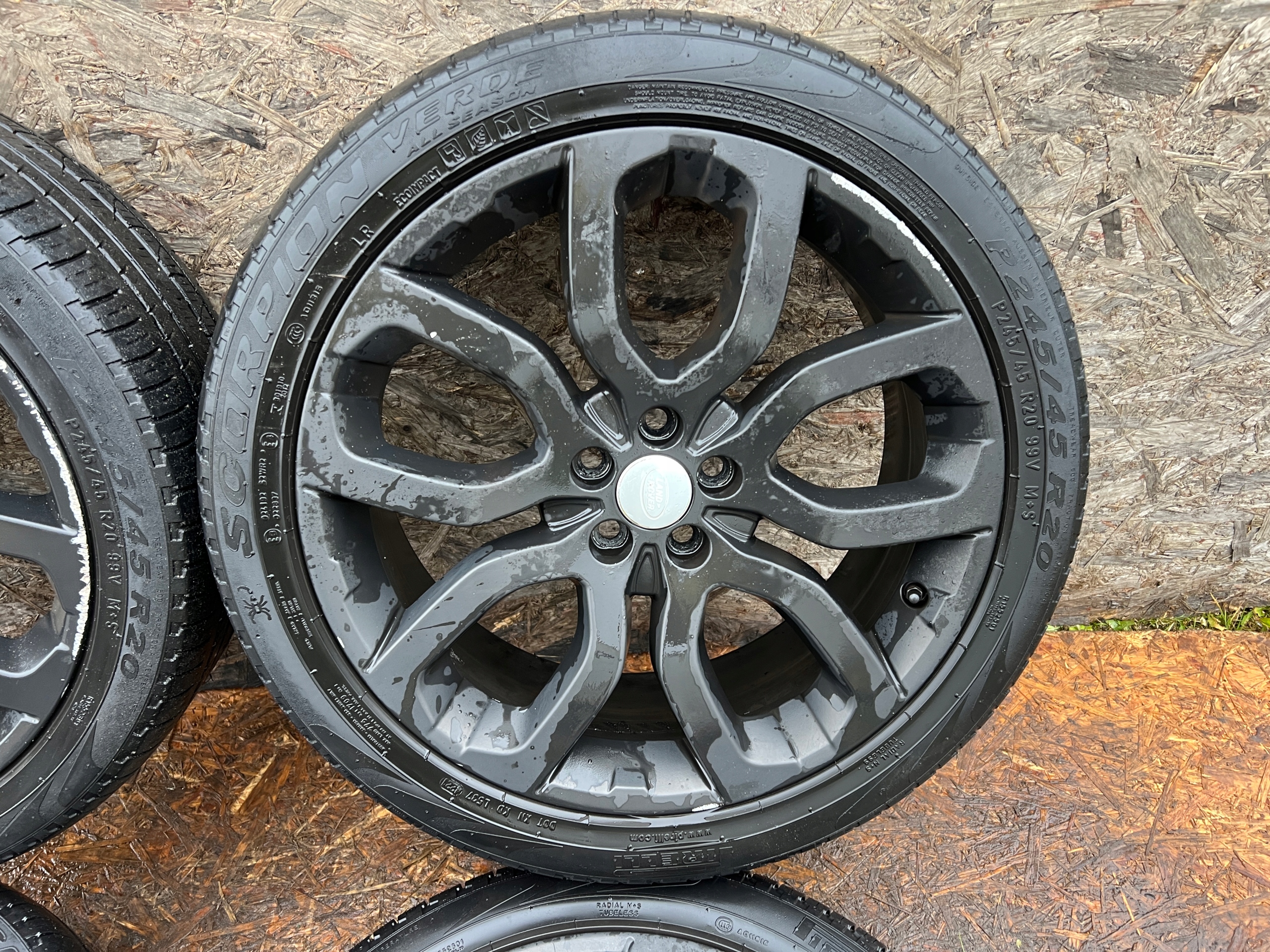 wheels discs LAND ROVER EVOQUE L538 DISCOVERY SPORT 20 8J ET45 EJ3M-DA