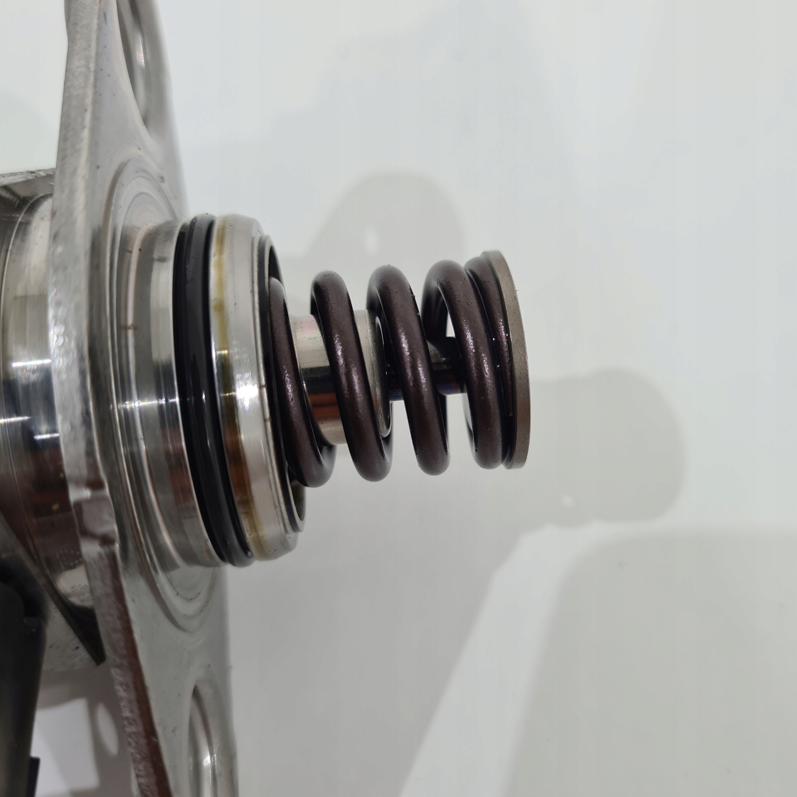 feed pump CITROEN PEUGEOT 1.6 e THP 9828614580