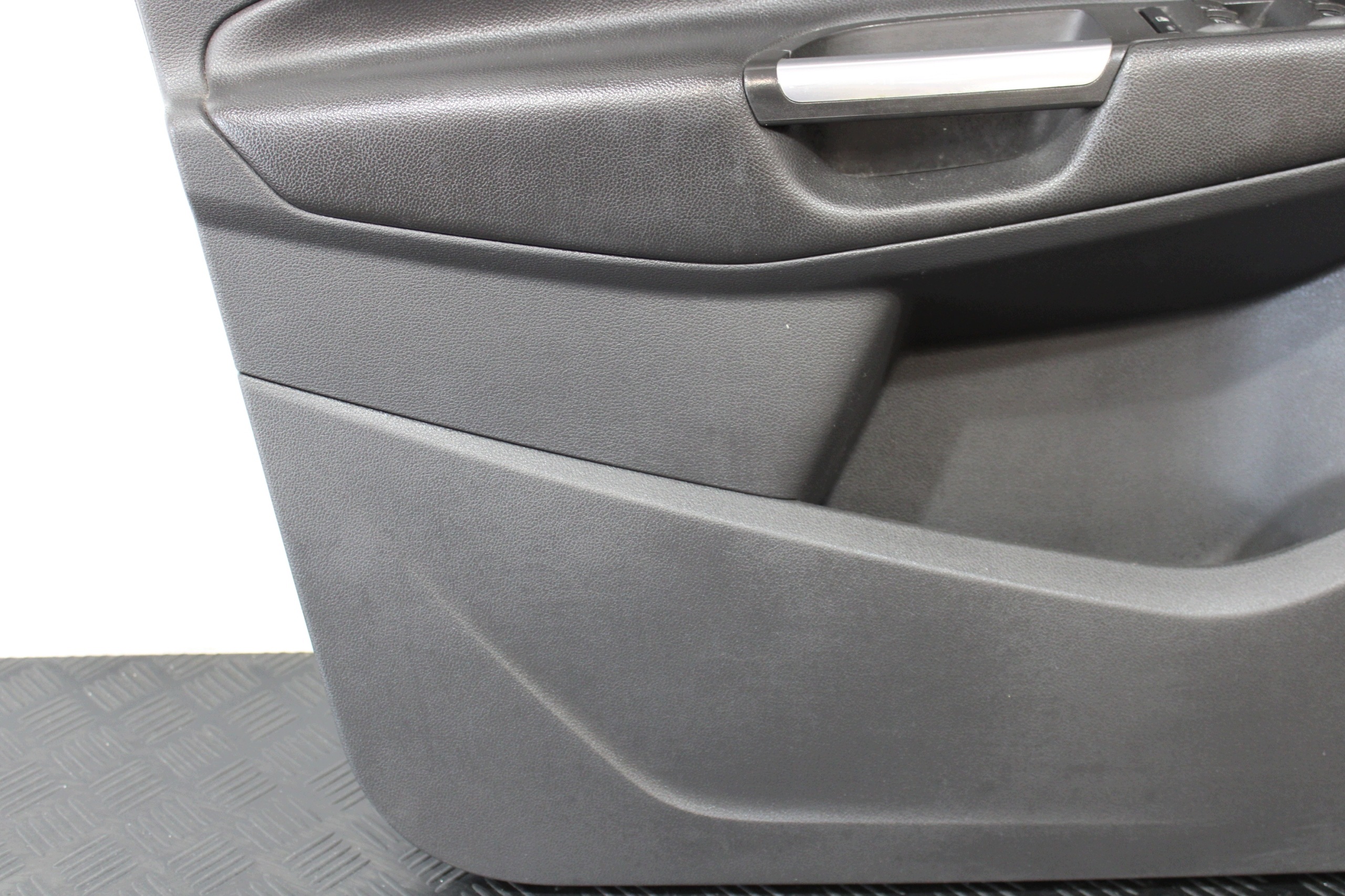 upholstery side door left front FORD KUGA MK2 LIFT