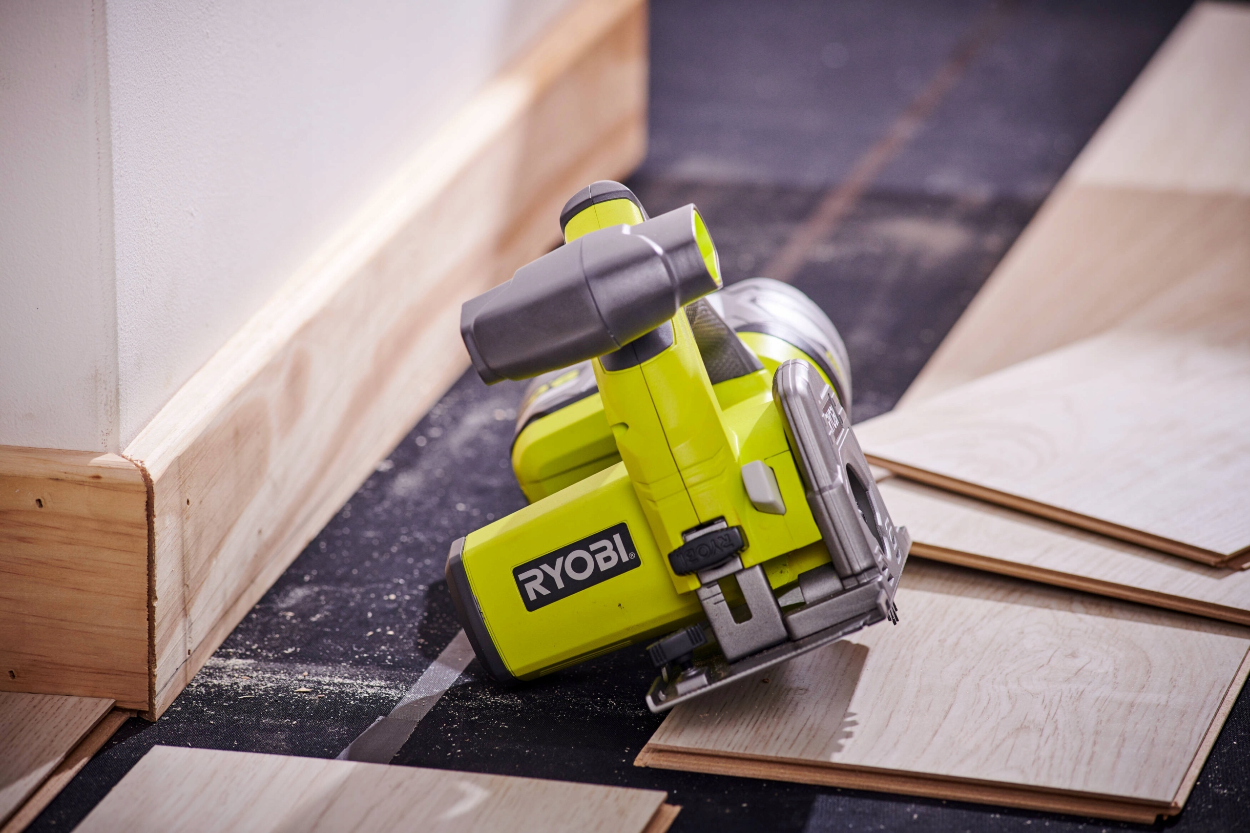 RYOBI PIŁA R18MMS-120S PILARKA TARCZOWA 18V 2,0Ah Prędkość obrotowa 4250 rpm