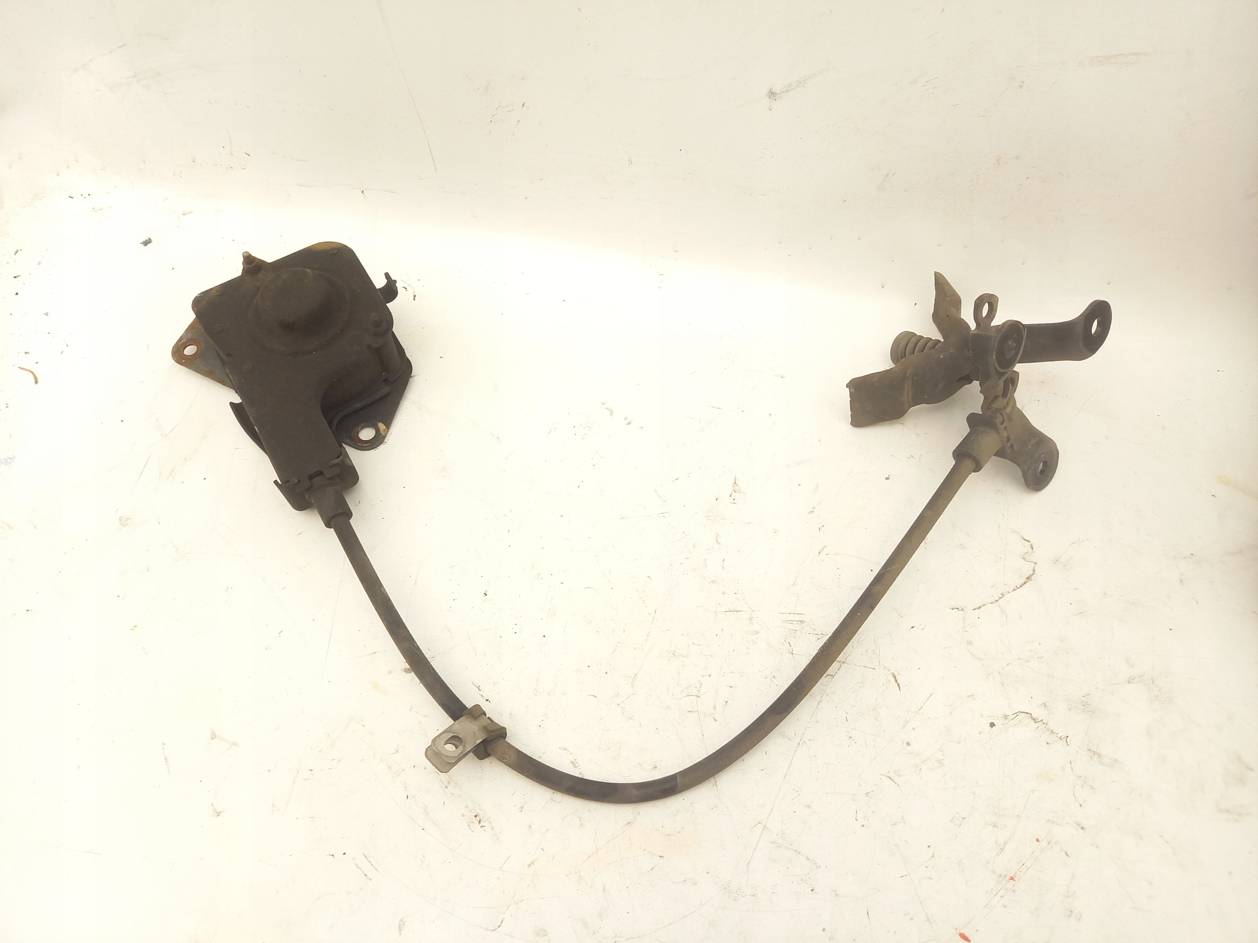 WINDA MOCOWANIE KOŁA ZAPASOWEGO RENAULT ESPACE V