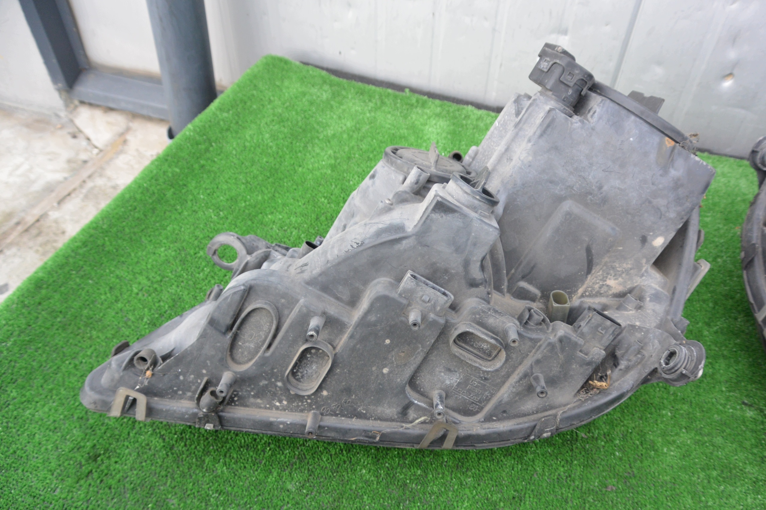 MERCEDES-BENZ ML 164 W164 05-09 REFLEKTOR light left right front UK KPL H7