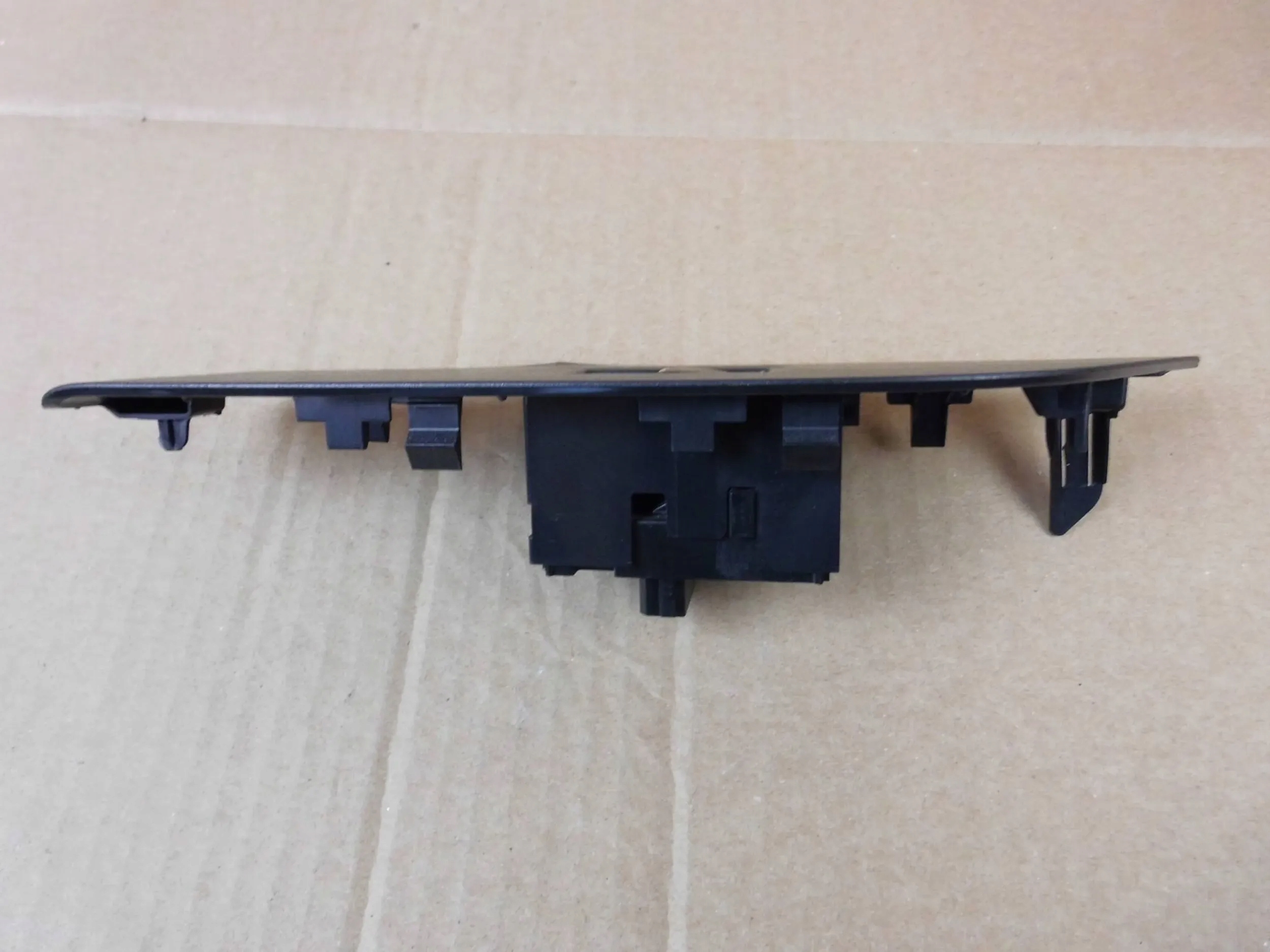 Toyota RAV4 V switch button of the window left rear part panel rear door