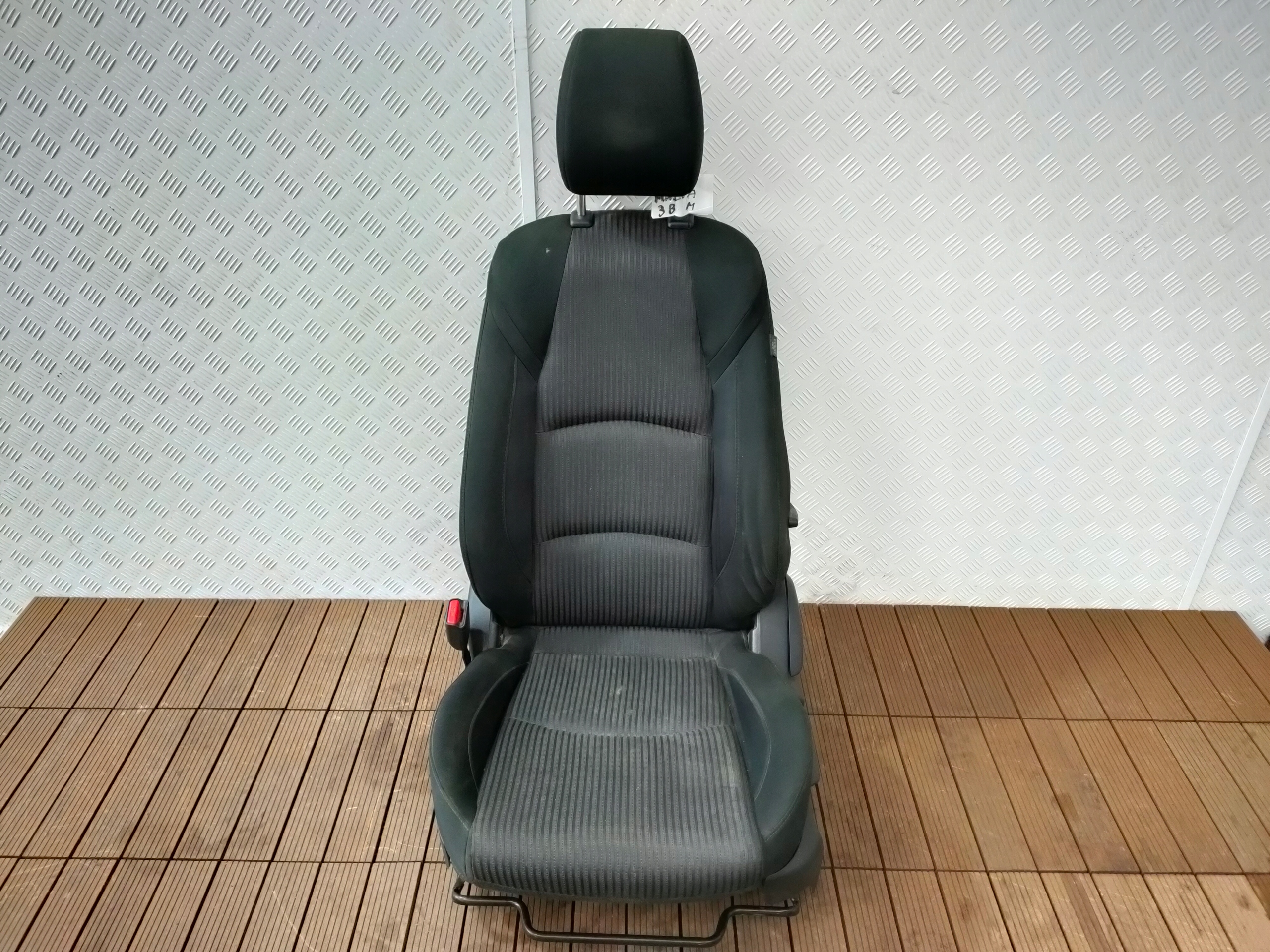 MAZDA 3 BM 13-18 seat front left driver´s front EUROPA OE