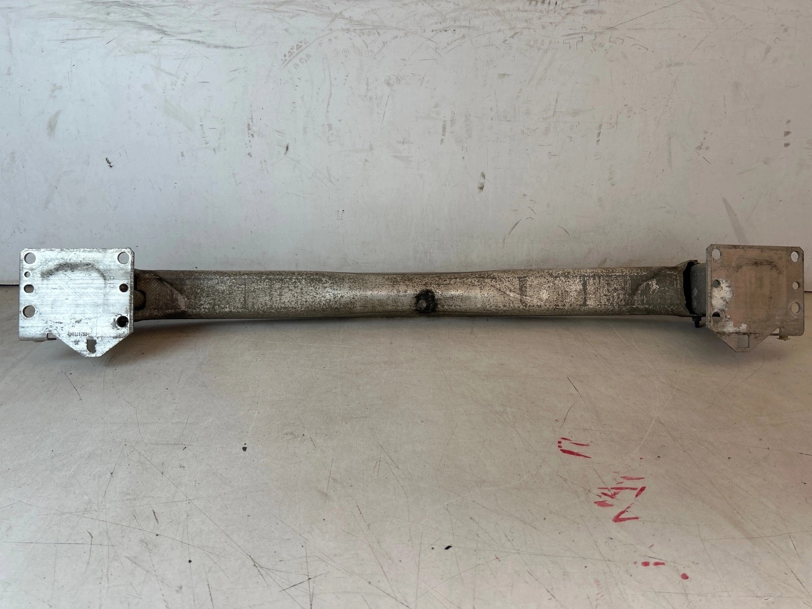 sider pillar of a bumper front Citroen C4 DS4 II B7