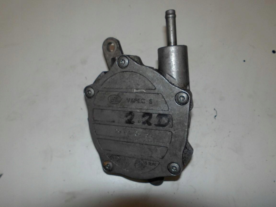POMPA VACU VACUM TOYOTA AVENIS COROLLA VERSO 2.2 D