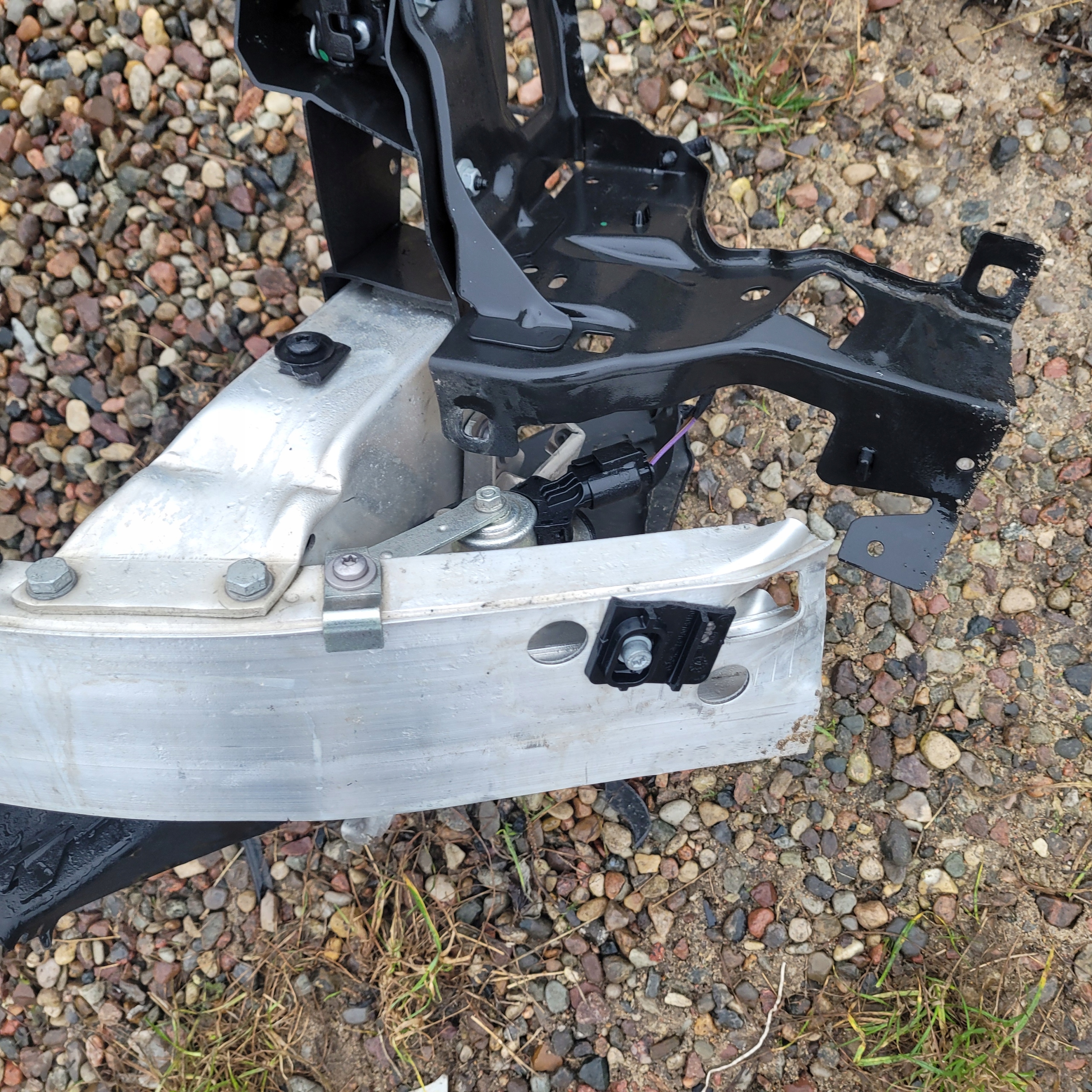 Schlossträger oben träger BMW 2 F46