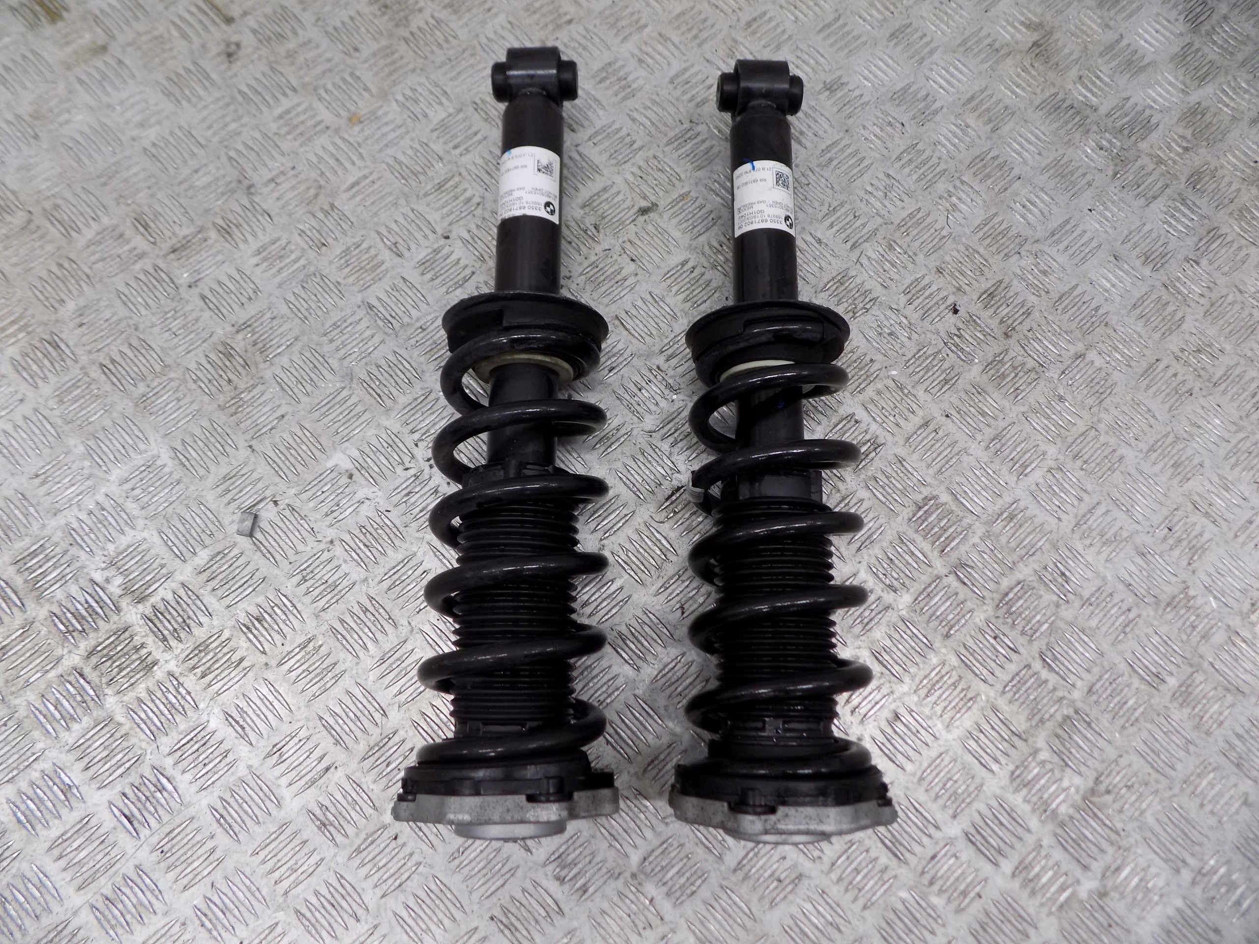 BMW X3 G01AMORTYZATOR REAR 6871802