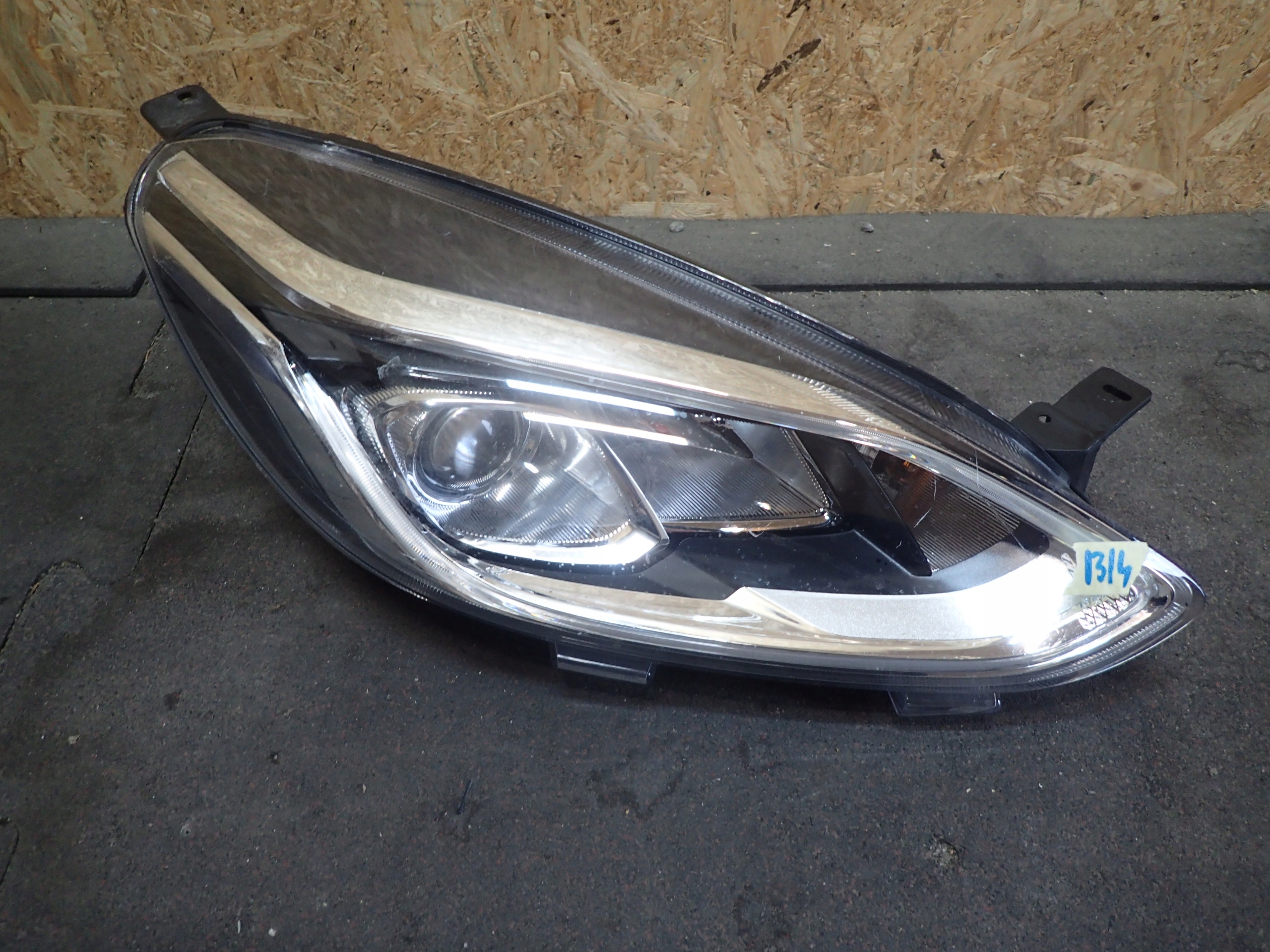 LIGHT FRONT RIGHT FORD FIESTA MK8 FULL LED