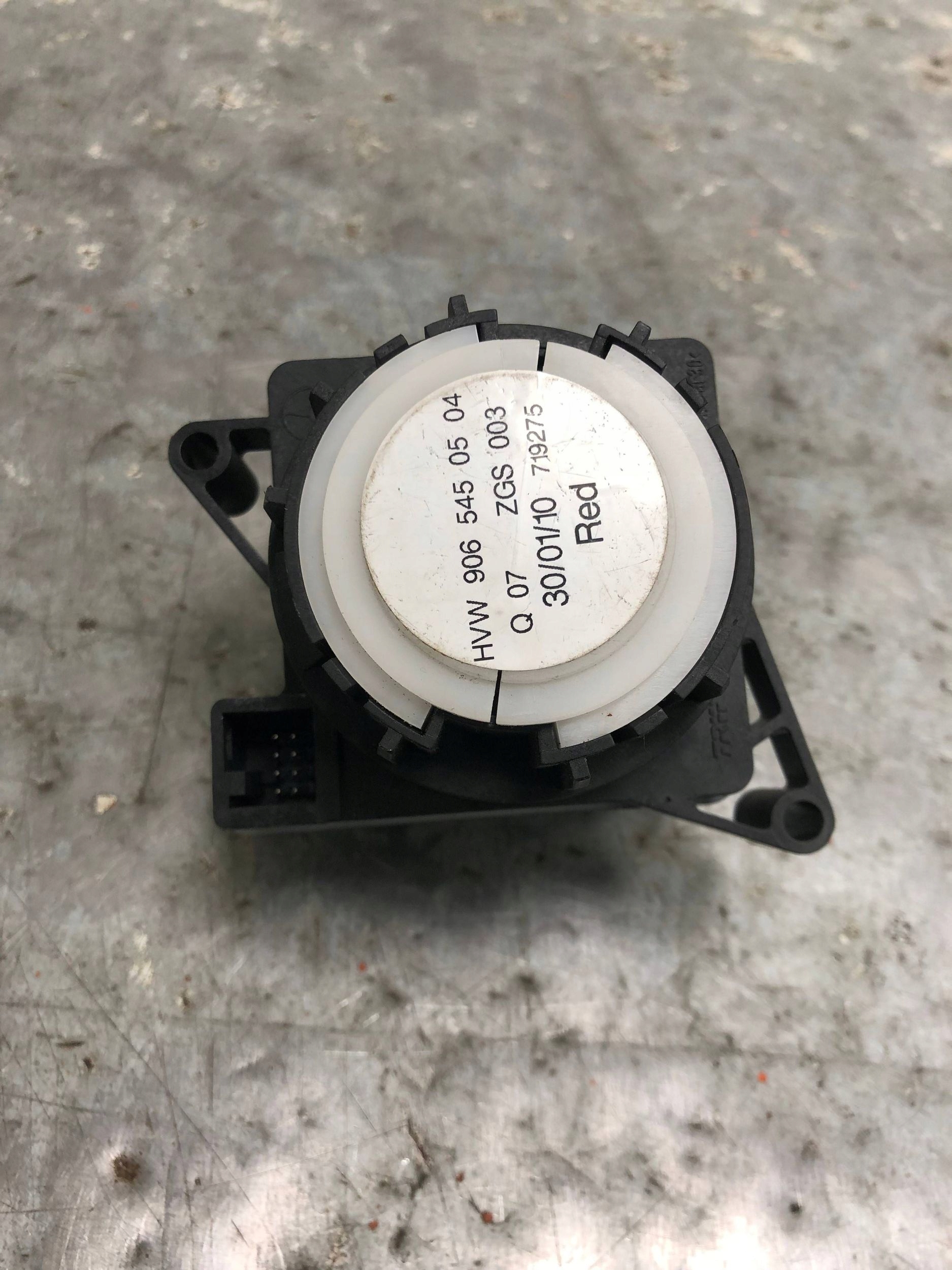 interruttore luci MERCEDES W906 9065450504