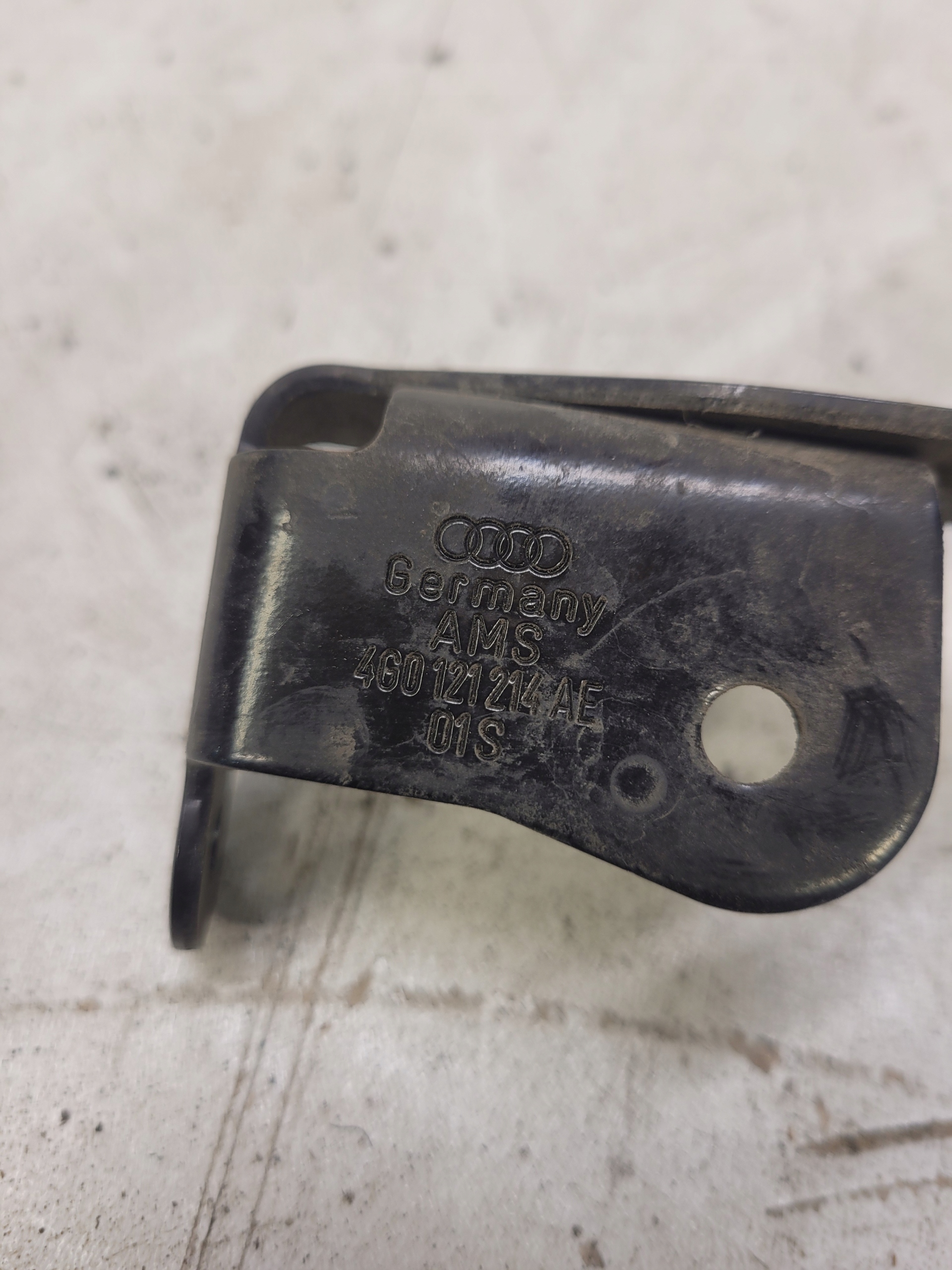 STAFFA SERBATOIO AUDI A6 C7 A7 4G0121214AE