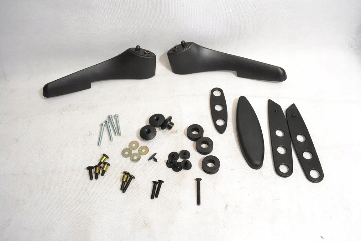 upevnenie skla Gilera Nexus 125 250 300 500 06-11' nové Oem