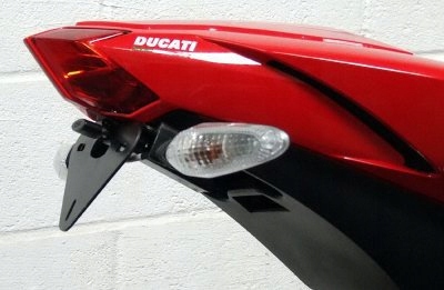 Rg Upevnenie Tabule Register. Ducati Streetfighter