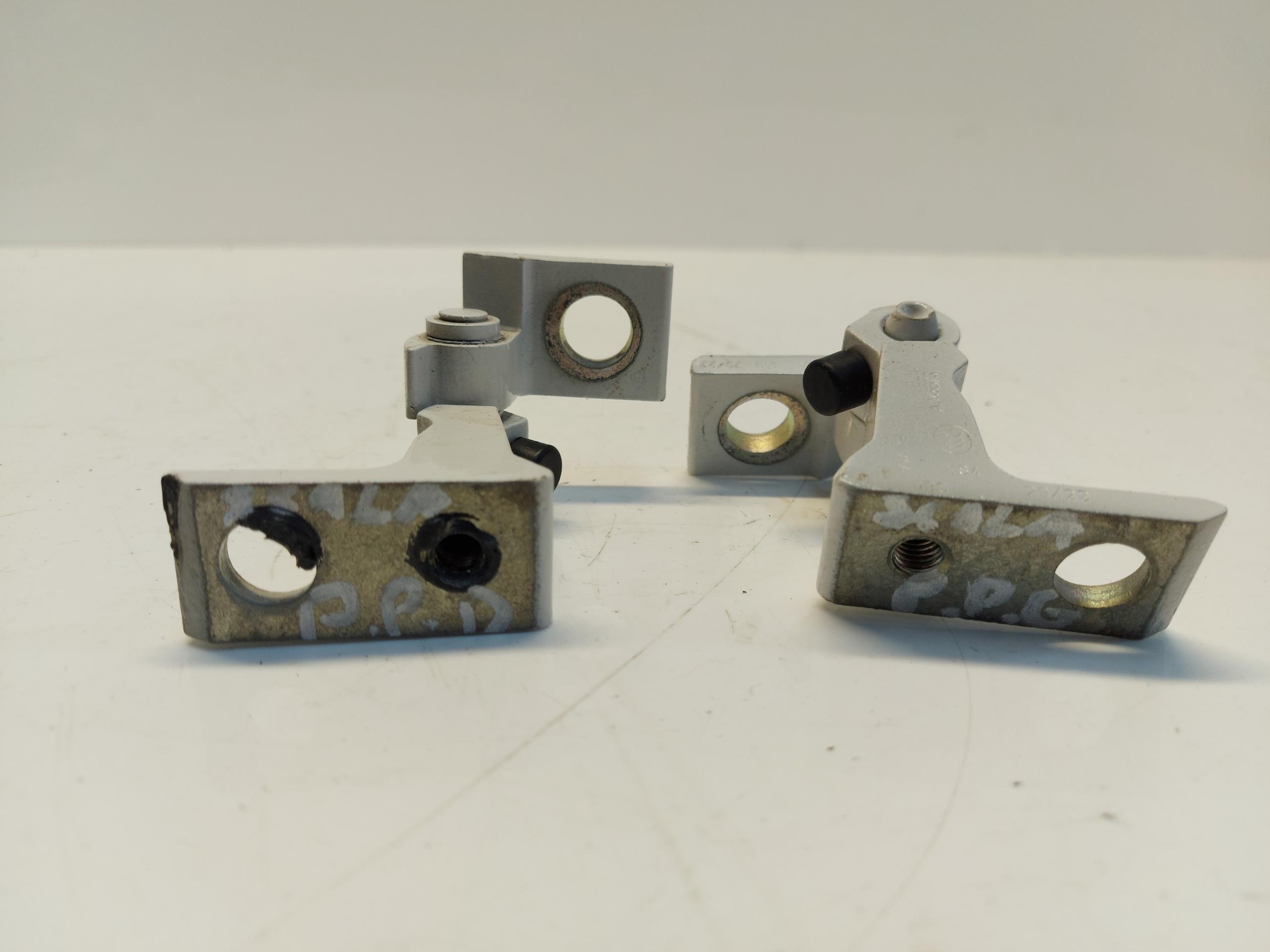 SKODA SCALA hinges right rear part SCALA 019238