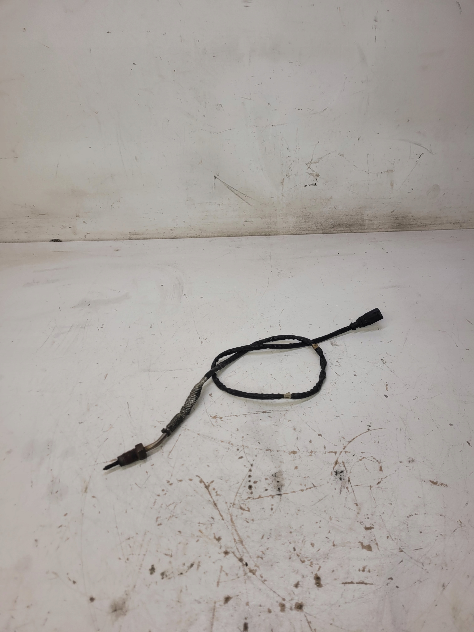 SENSOR TEMPERATURY GASE AUDI VW 03L906088FA