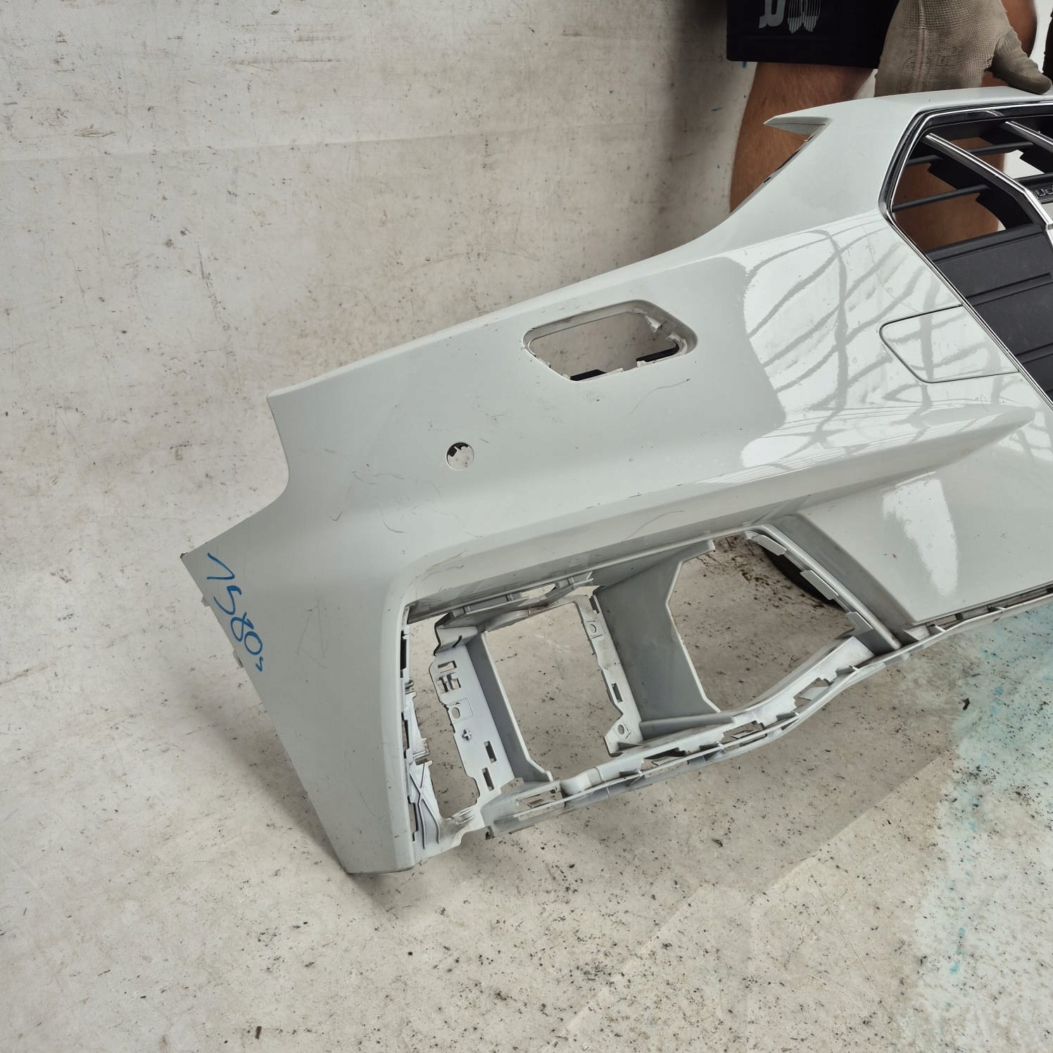 AUDI A4 B9 8W ALLROAD LIFT 19-24 bumper front front washer PDC
