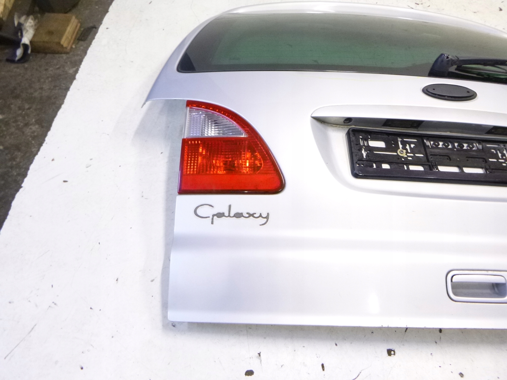 Heckklappe Ford Galaxy silver metallic 2002r.