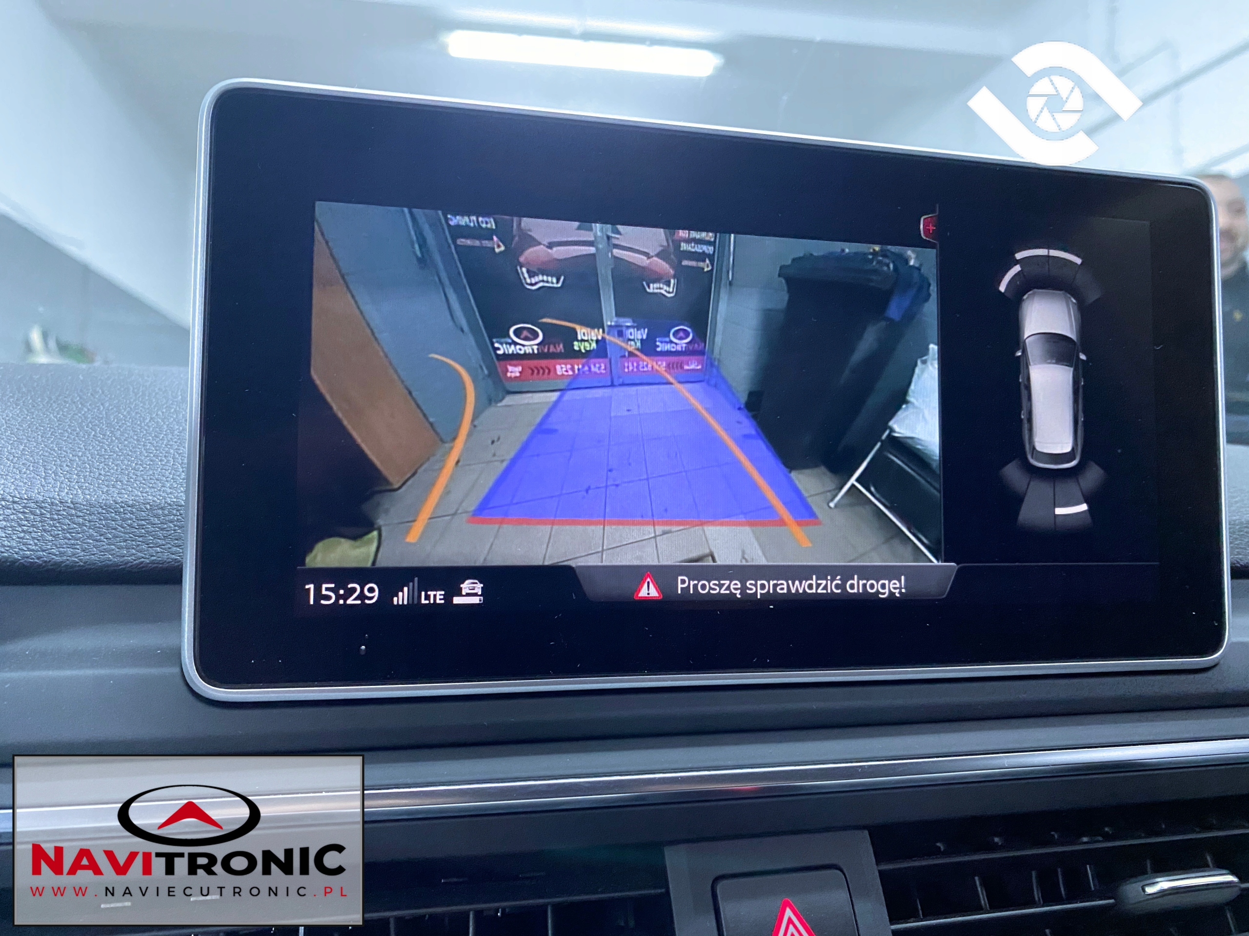 KAMERA COFANIA MONTAŻ KAMERY AUDI Q2 Q3 Q5 Q8 Q7