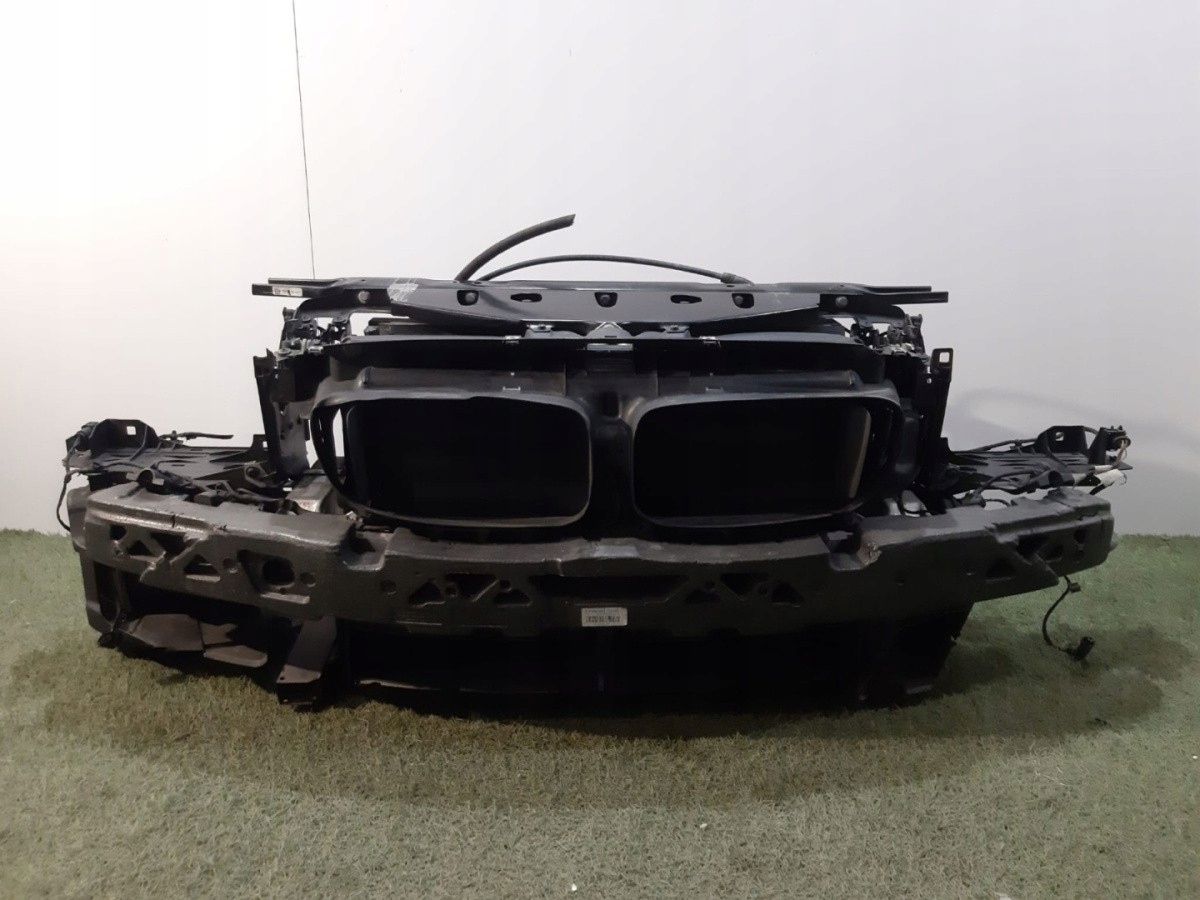 BMW 5 F10 F11 Pas Przedni / Zestaw Chłodnic- 12960