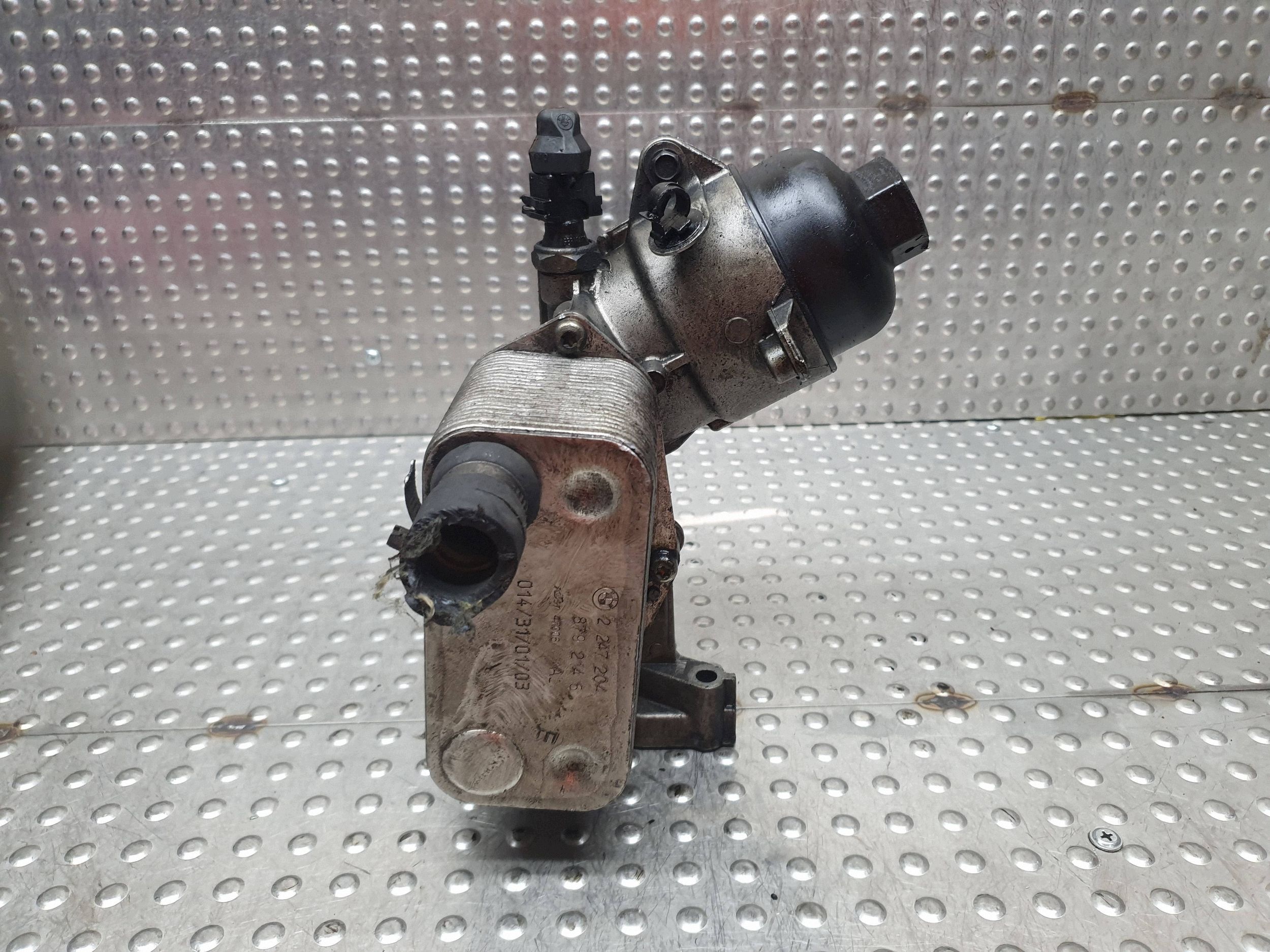 oil filter holder radiator 2247204 BMW E39 E46 E53 3,0D