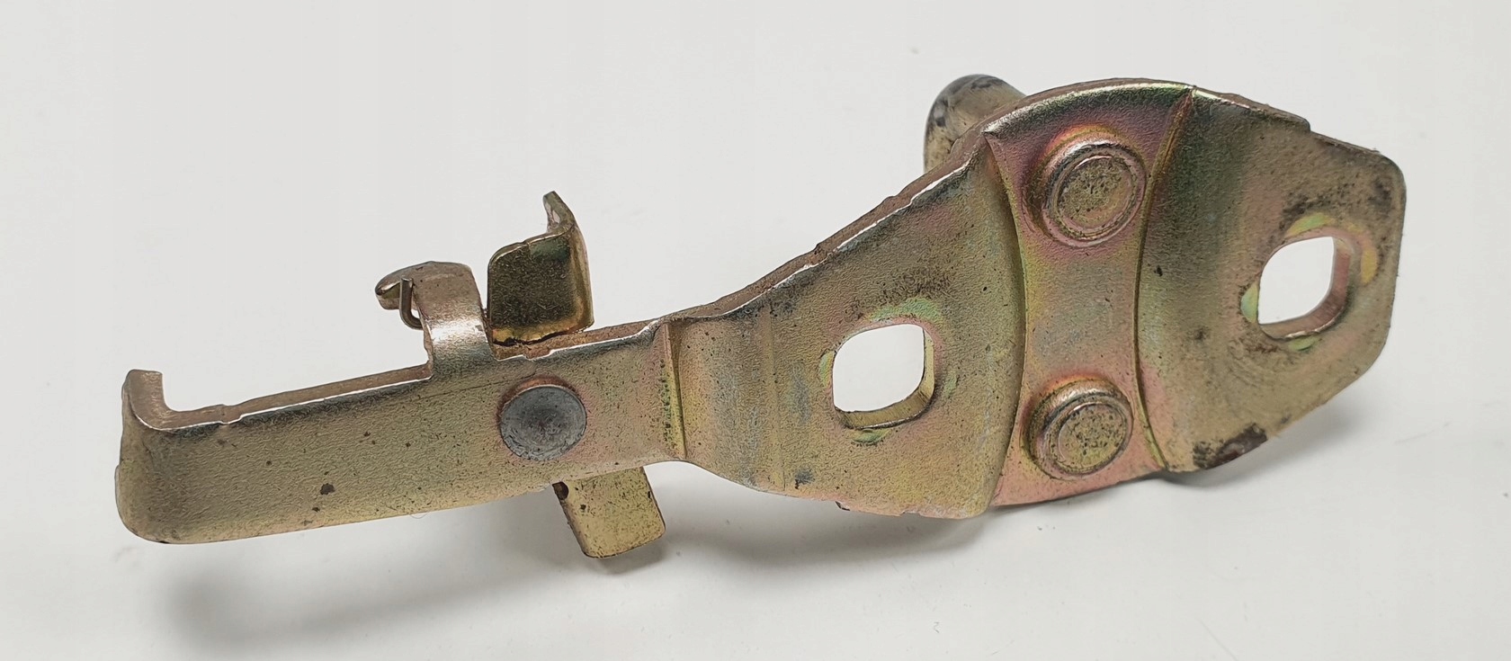 RYGIEL ZAMKA KLAPY TYŁ DAIHATSU SIRION I Jakość części (zgodnie z GVO) O - oryginał z logo producenta pojazdu (OE)