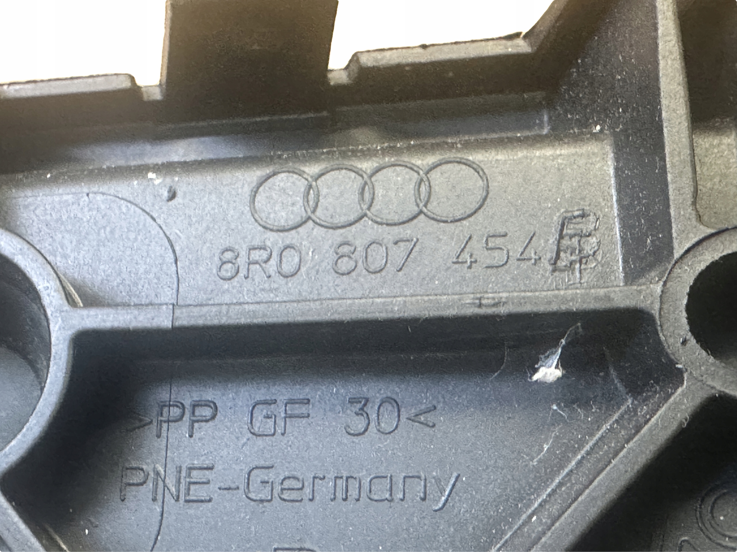 AUDI Q5 8R LIFT bumper bracket right rear part 8R0807454B