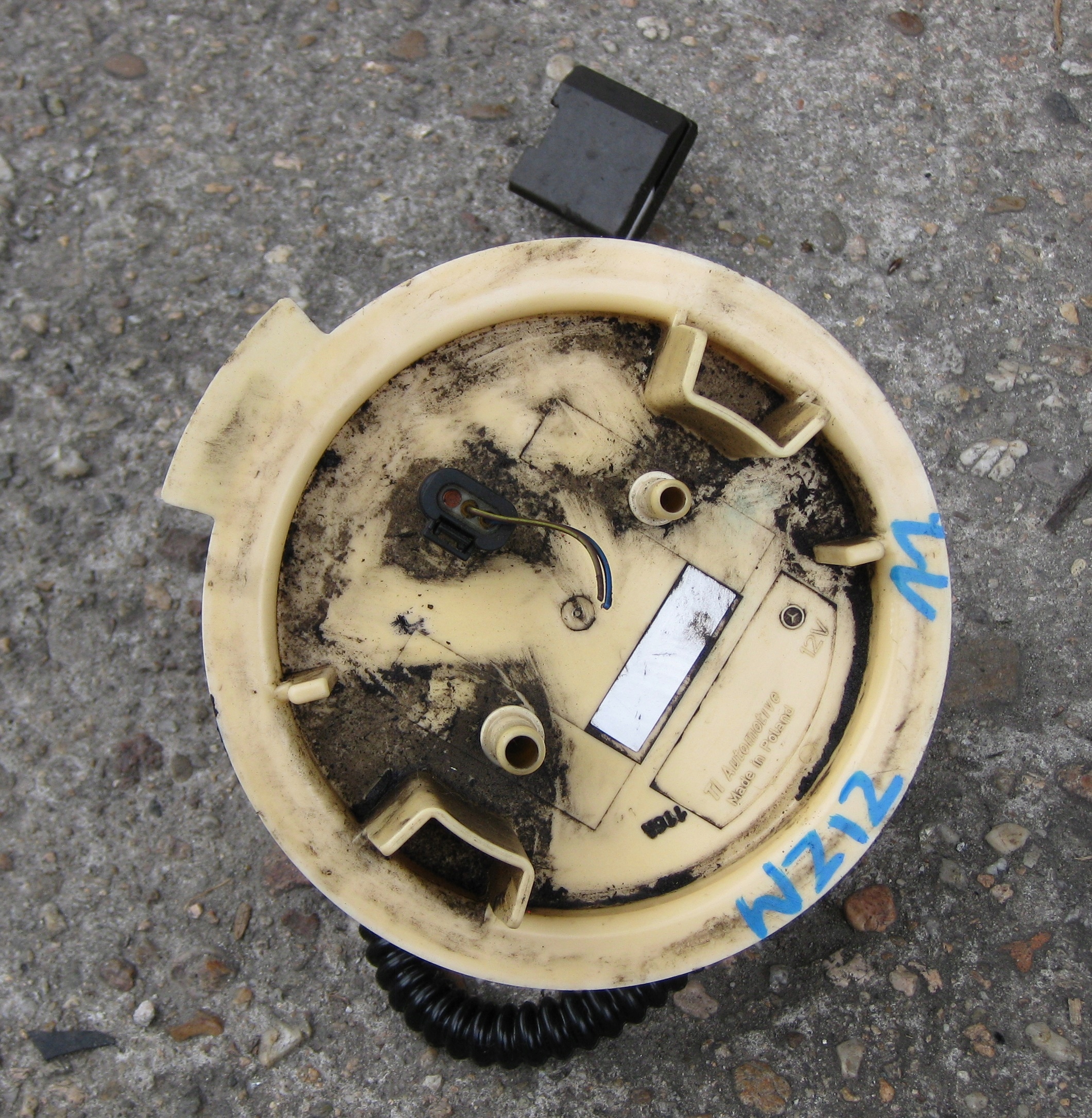MERCEDES W212 E KLASA 11R feed pump A2124700194
