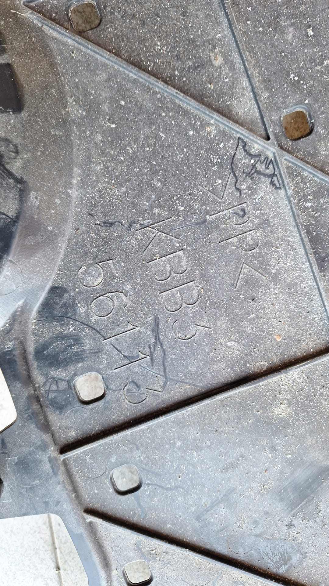 cover below engine Mazda CX-60 KBB356113
