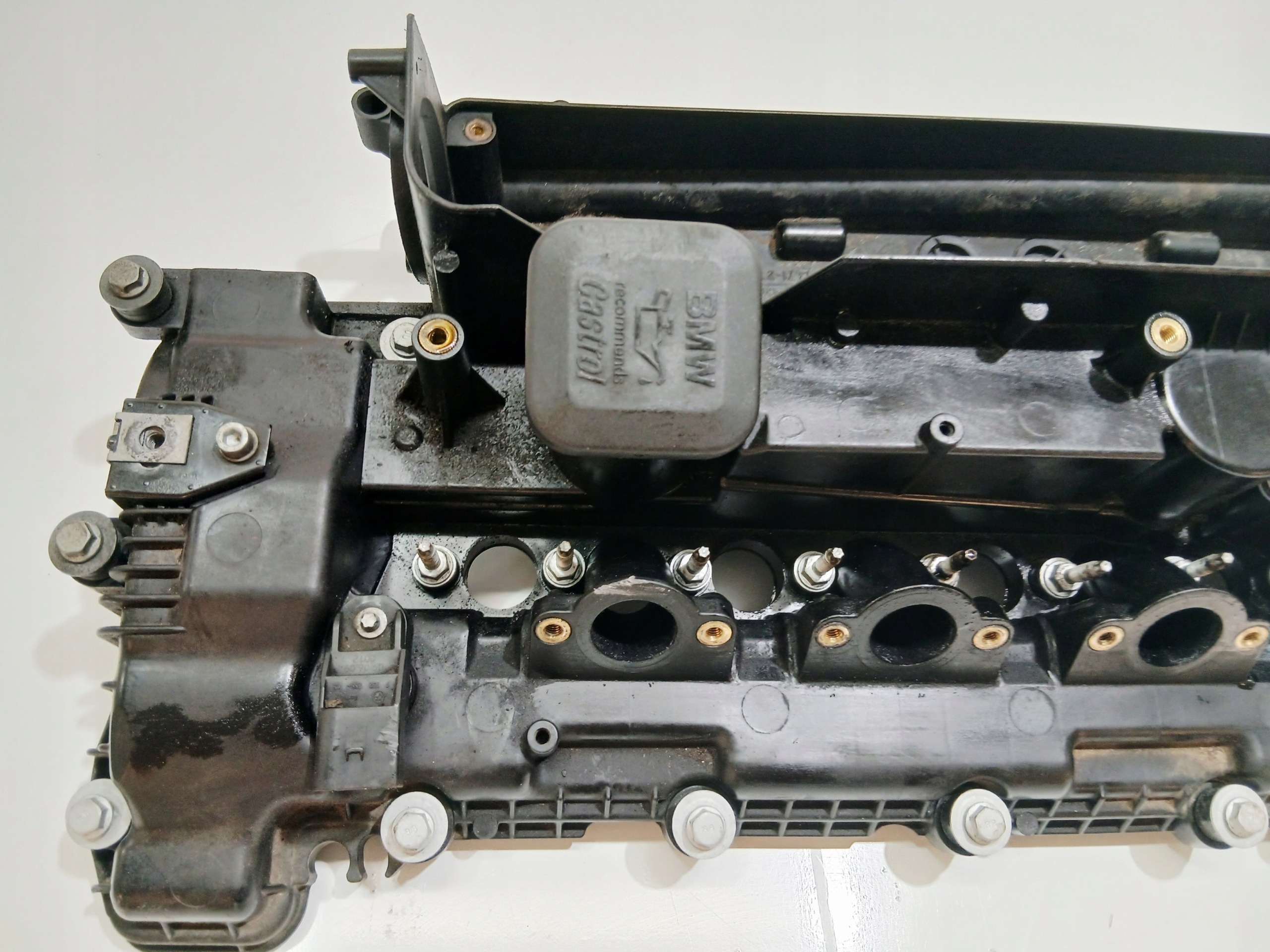 Abdeckung der Ventile BMW E60 E61 306D3 OE 7789395 (0000610)