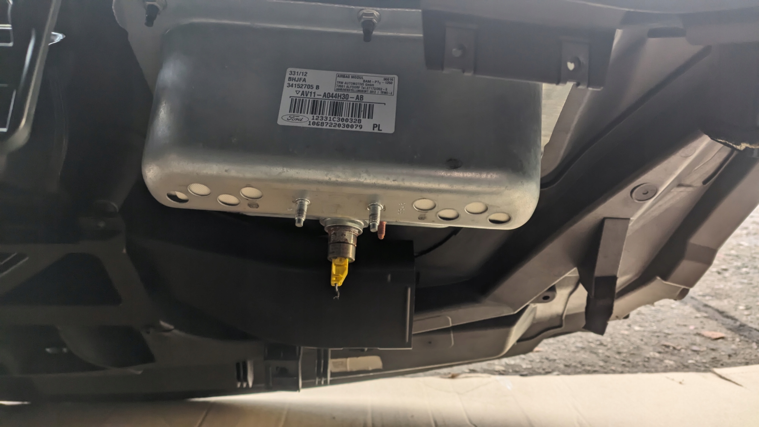 FORD B-MAX 12R 1.0EB dashboard console airbags airbag tension belts