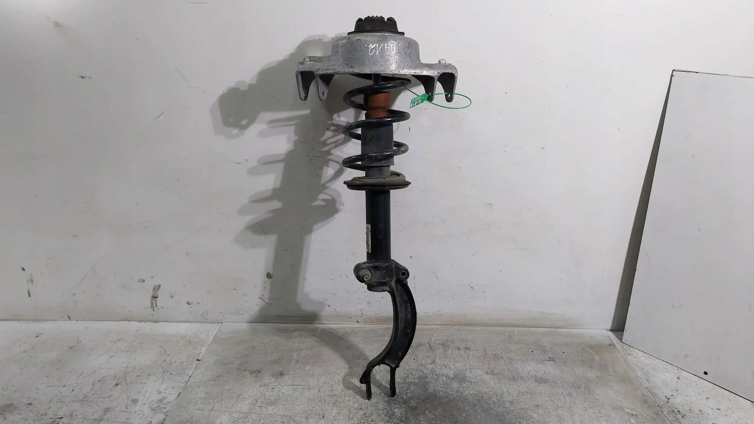 shock absorber front left 8K0413031BG AUDI A4 B8 A5 Q5