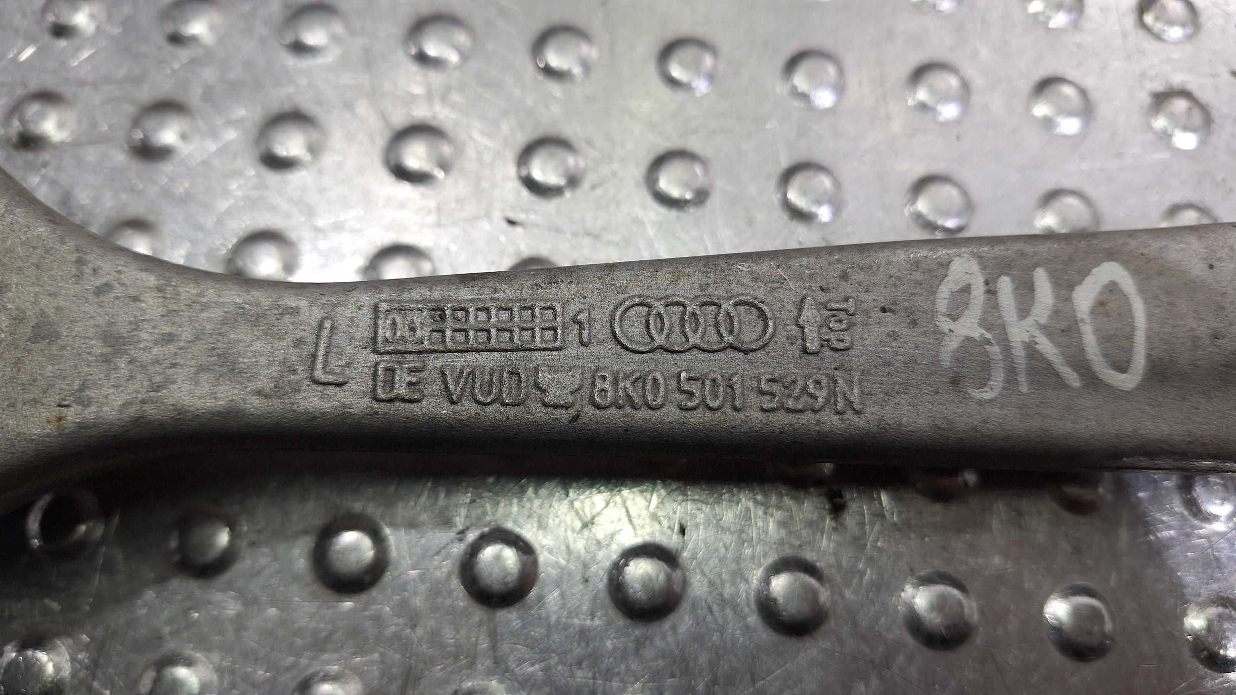 Querlenker links heck 8K0501529N AUDI A4 B8 A5 8T A7 A6 C7 Q5 8R