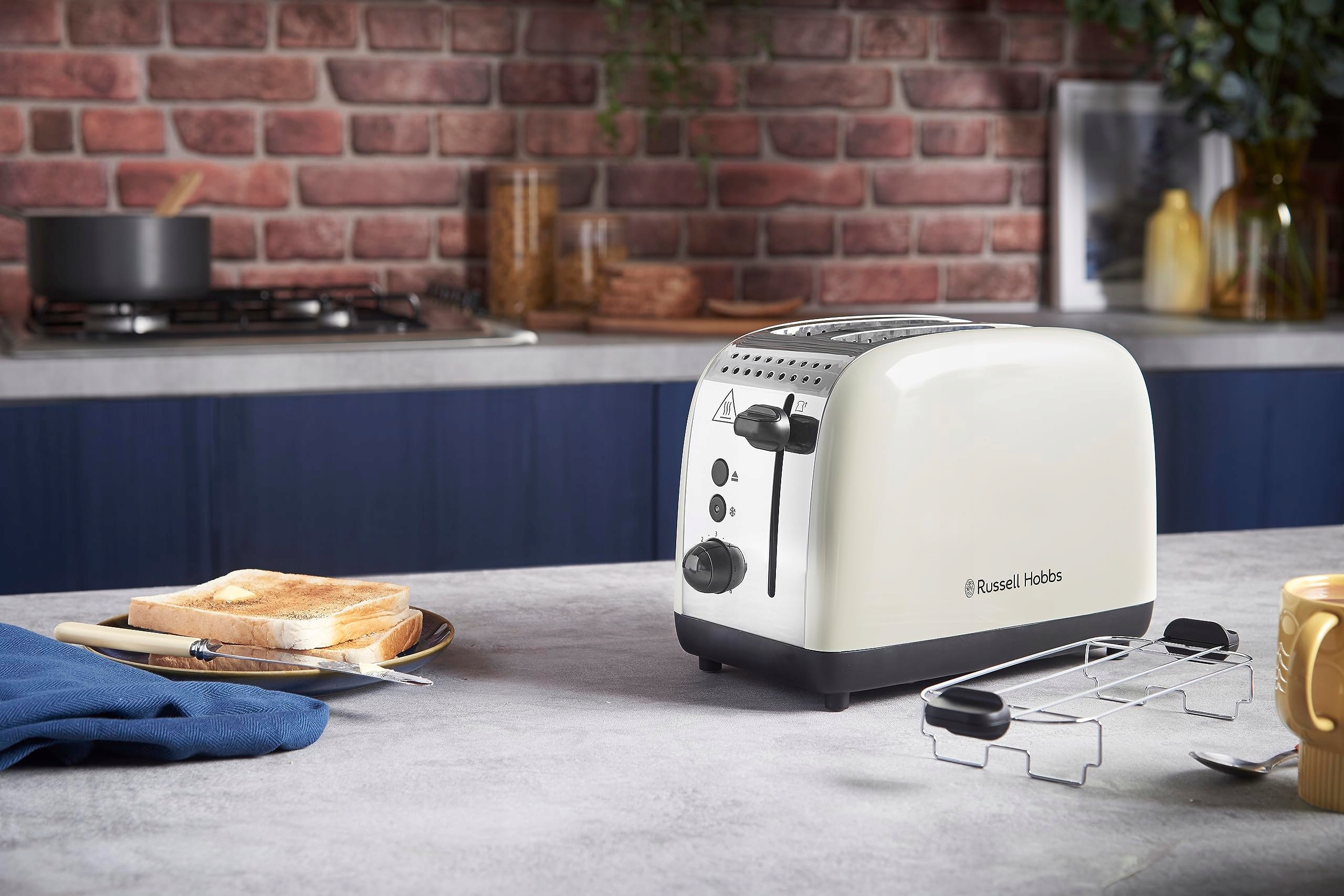 RUSSELL HOBBS Toster 2 Kromki Stal Nierdzewna Szerokie Szczeliny 1600W — miniatura 9
