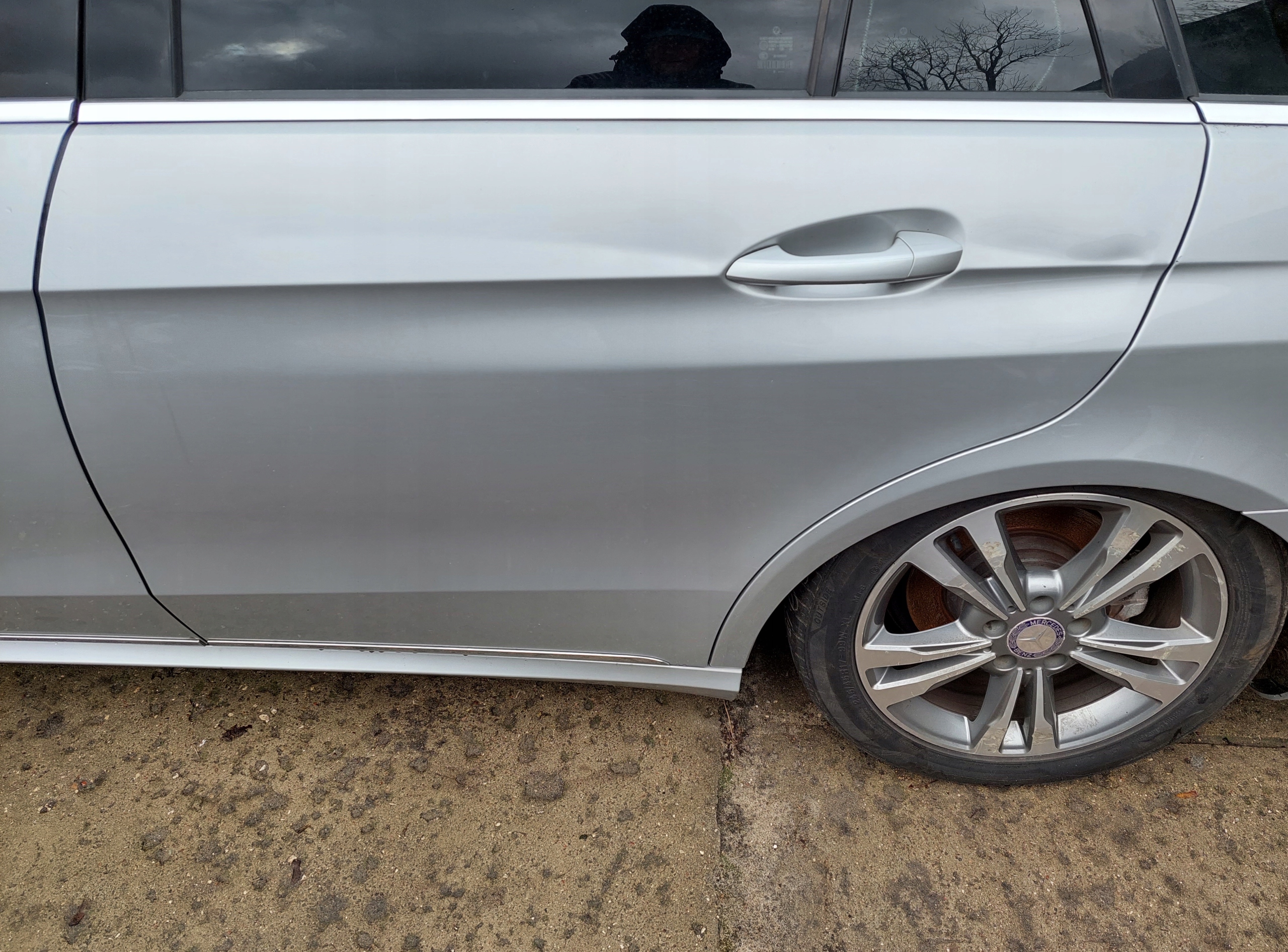 door rear part left MERCEDES E W212 LIFT KOMBI 775