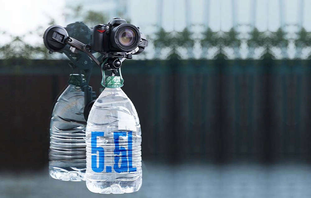 TELESIN TRÓJRAMIENNY UCHWYT Z PRZYSSAWKĄ DO TELEFONÓW I KAMER SPORTOWYCH Model TE-TSB-001