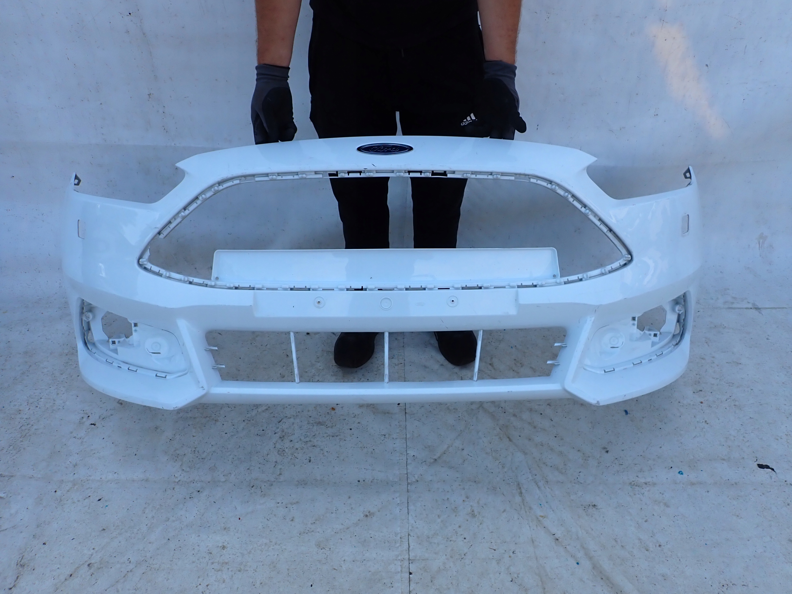 FORD FOCUS MK3 LIFT ST 14-18 bumper front washers