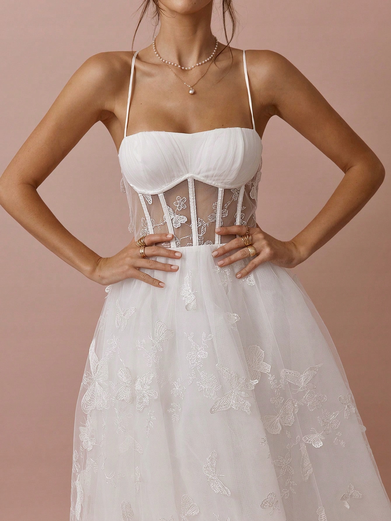 Svatební Šaty Tylové Fenomenální A-line S Vyšívanými Motýly Shein, Velikost 40