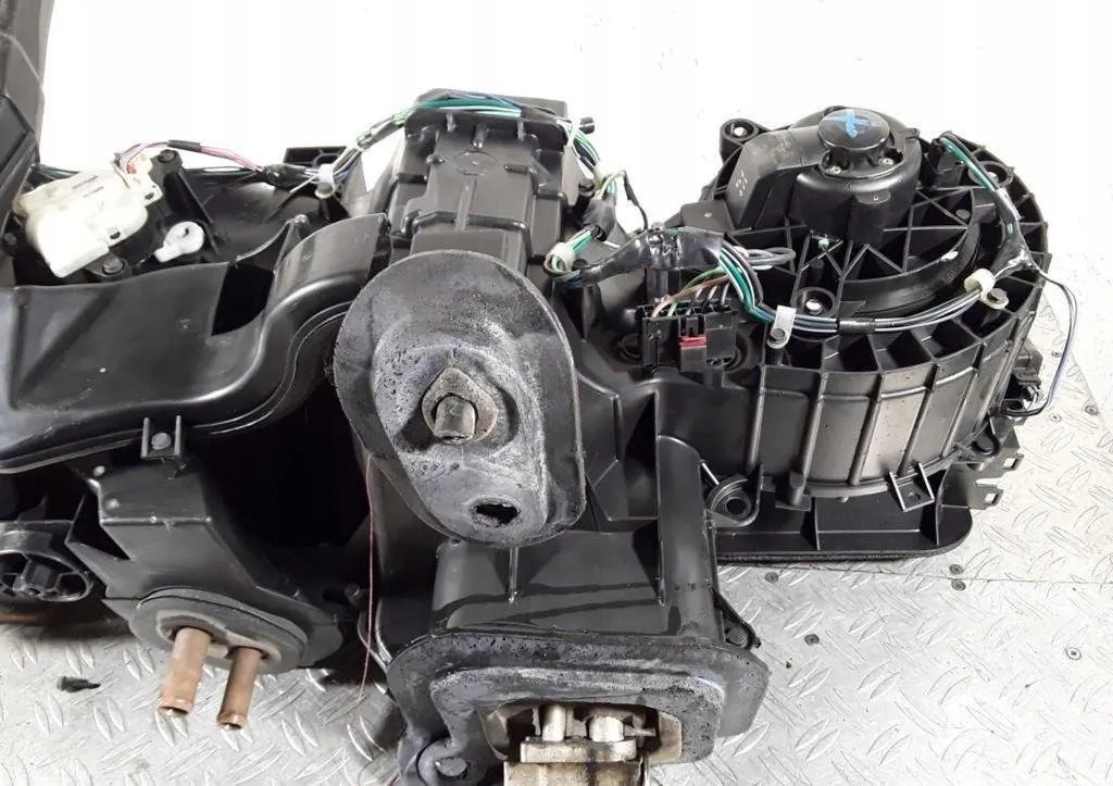 2002 CHRYSLER SEBRING (ST-22 - JR) Группа нагреватель 04885213AA