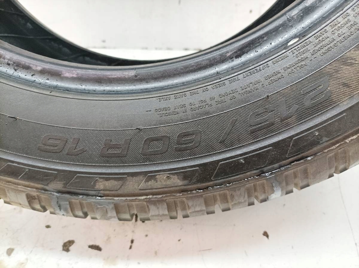 gomma LETNIA MICHELIN SYNCHRONE 4X4 215/60R16 (0802)8.79MM