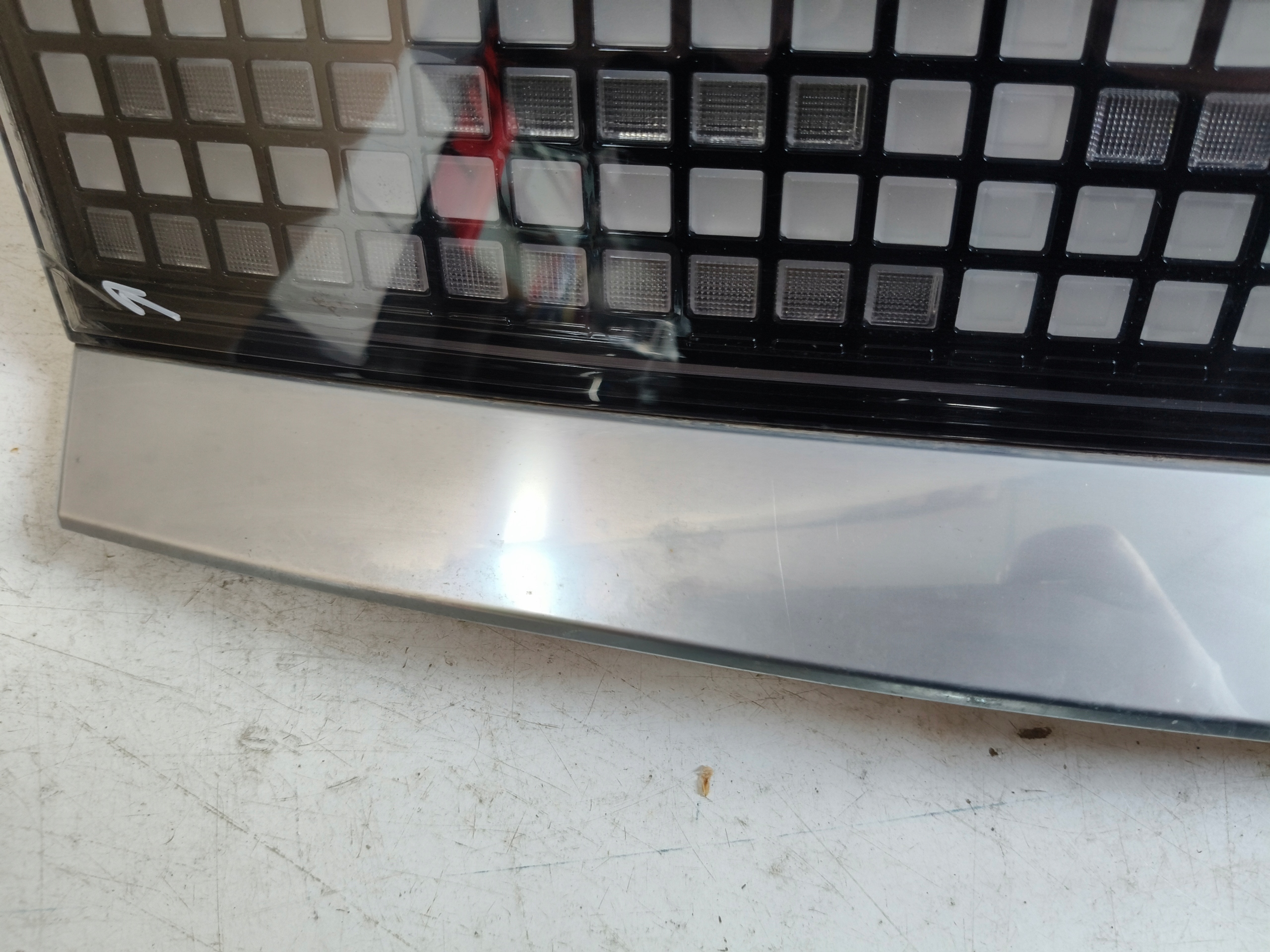 light rear cap bonnet HYUNDAI IONIQ 5 21- LED