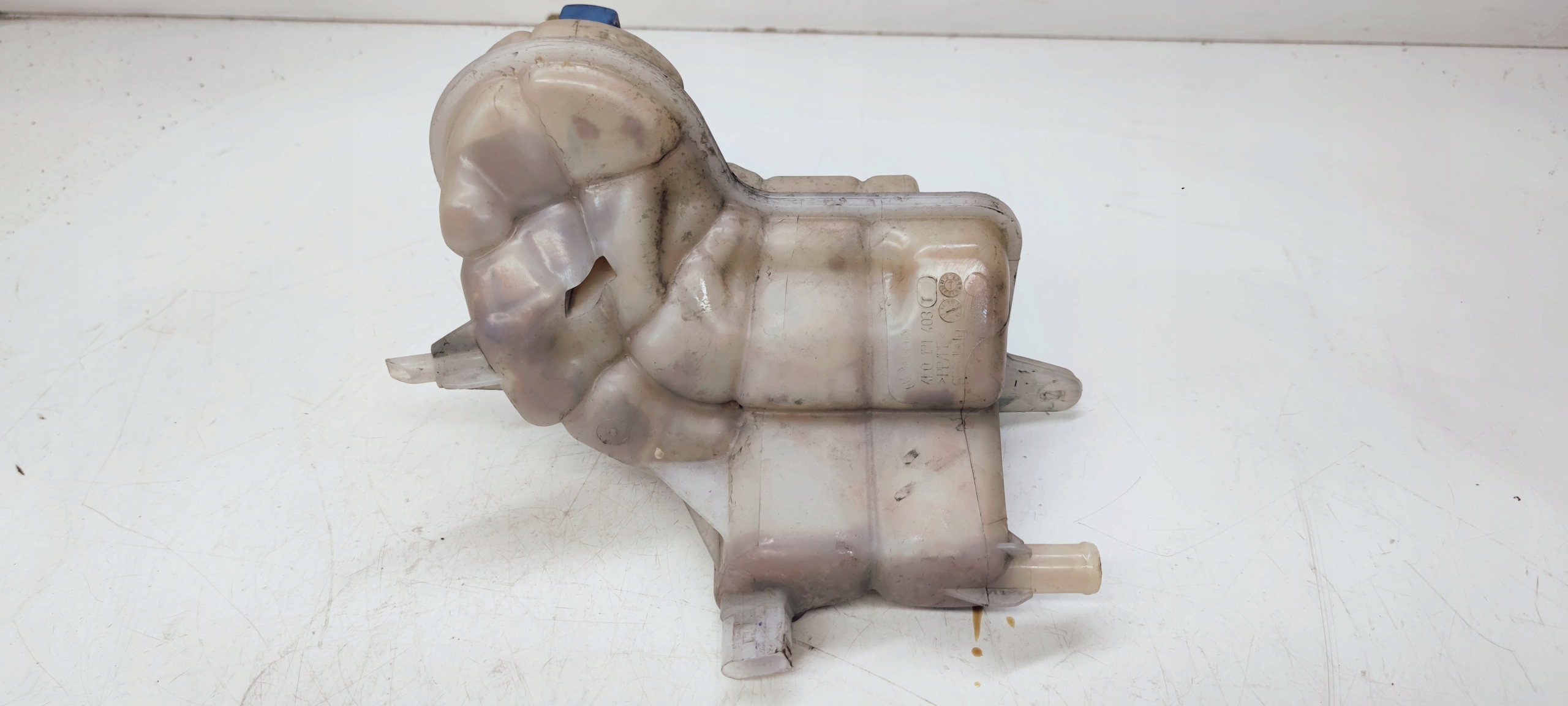 SCHEIBENWASCHBEHÄLTER AUDI A6 C6 LIFT 4F0121403T