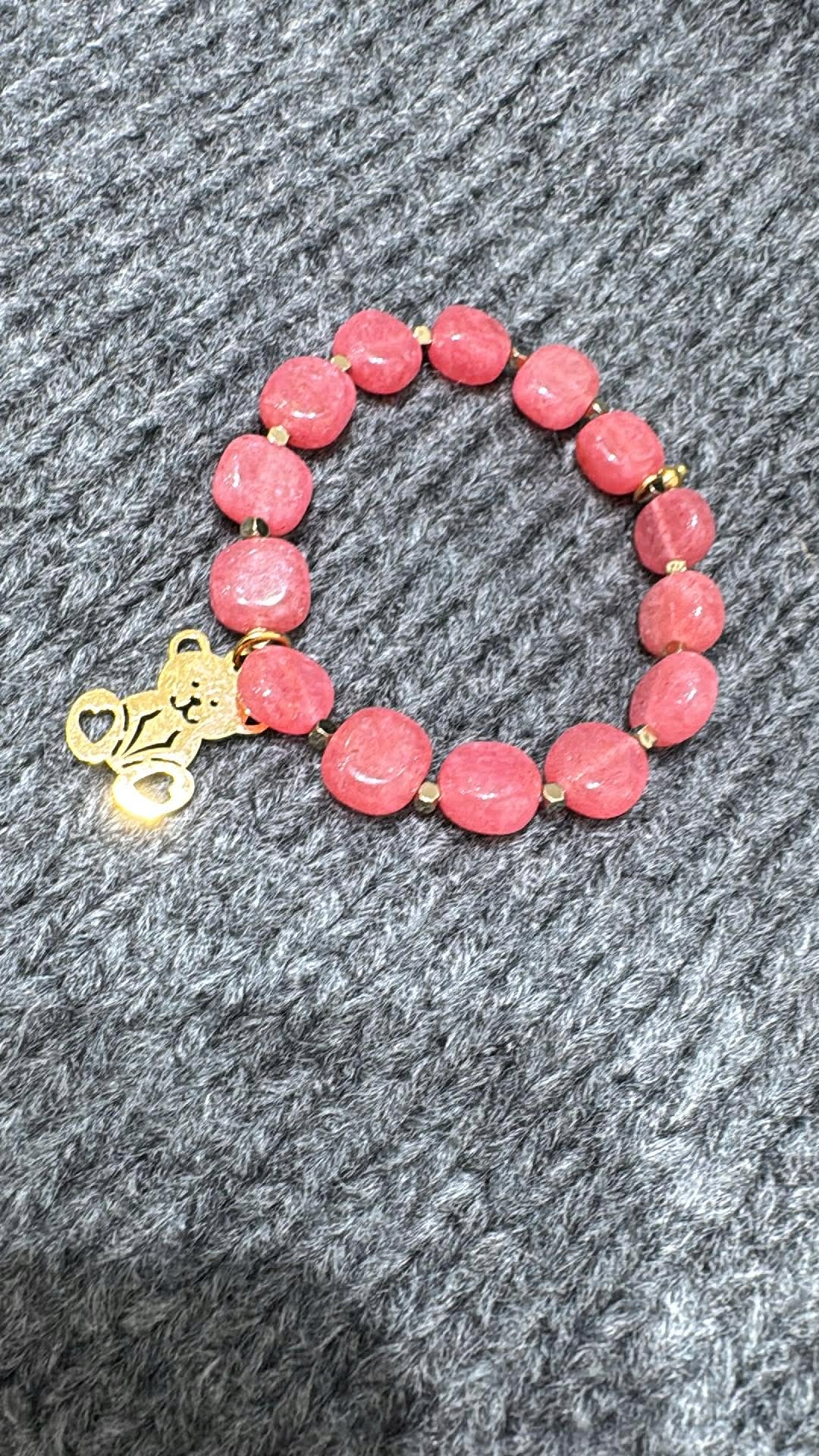 By O La La Náramek Z Přírodních Kamenů Medvídek Korál