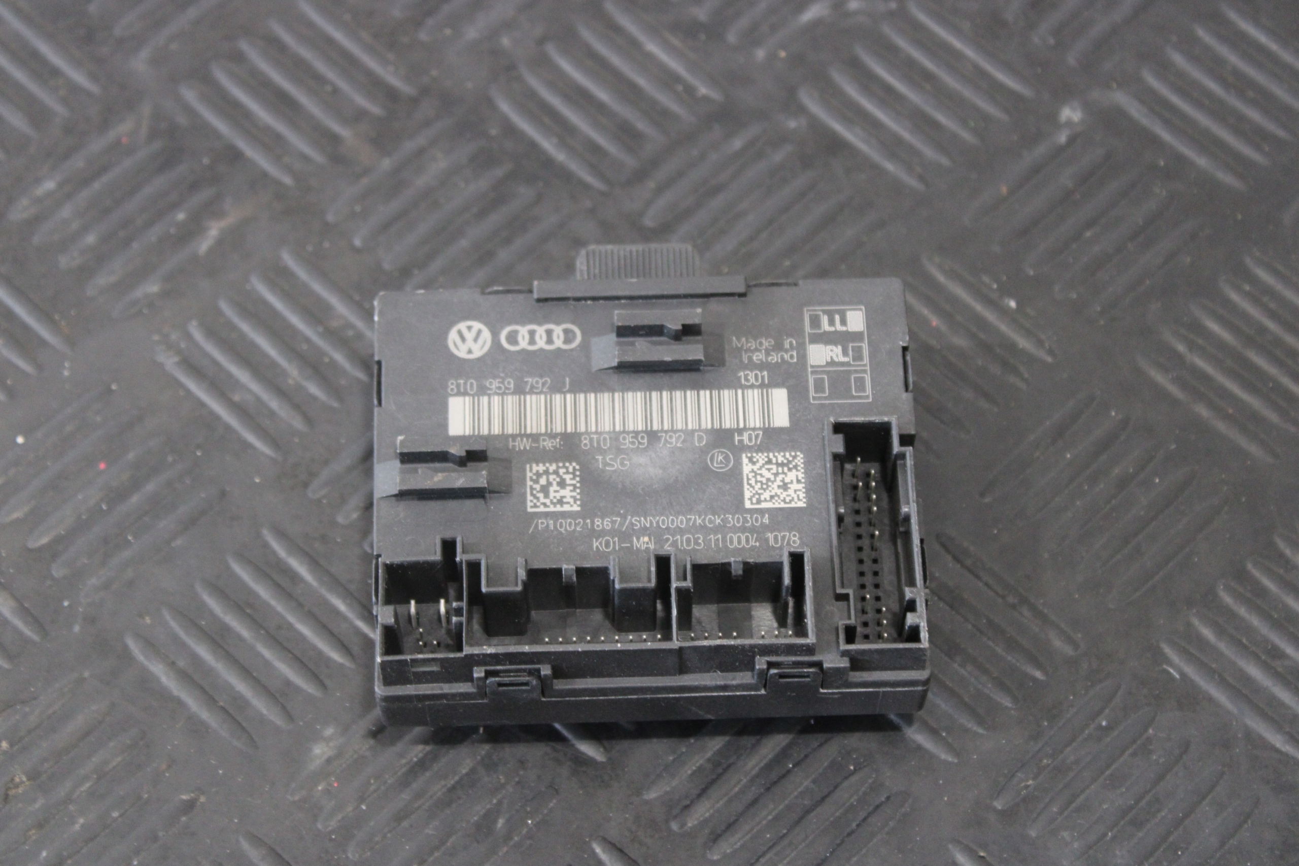 module control unit door right AUDI A5 8T 8T0 COUPE 8T0959792D