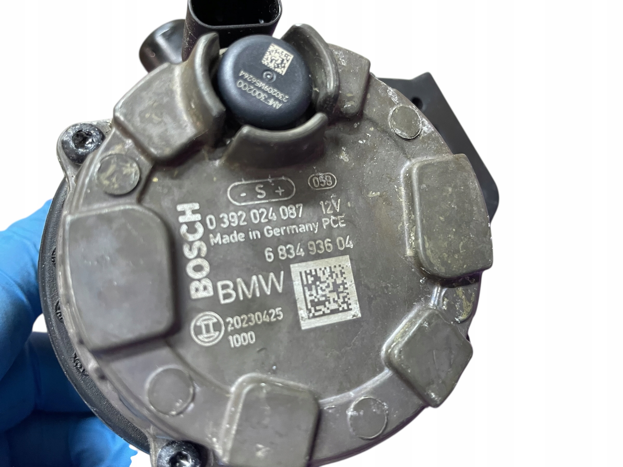 supplementary water pump BMW X7 G07 LCI