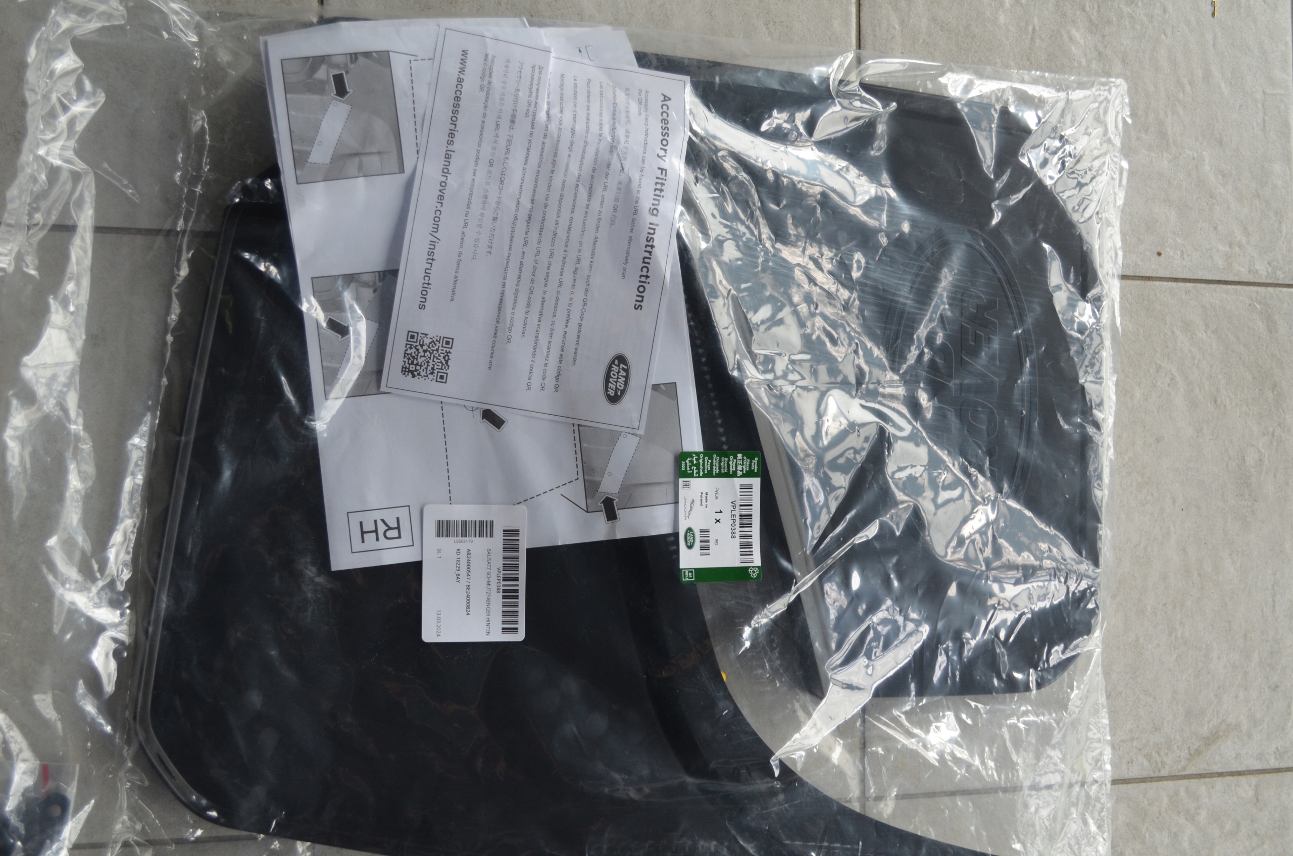 vplep0388 TYLNE GUMOWE CHLAPACZE KLASYCZNE TYLNE LAND ROVER DEFENDER L663